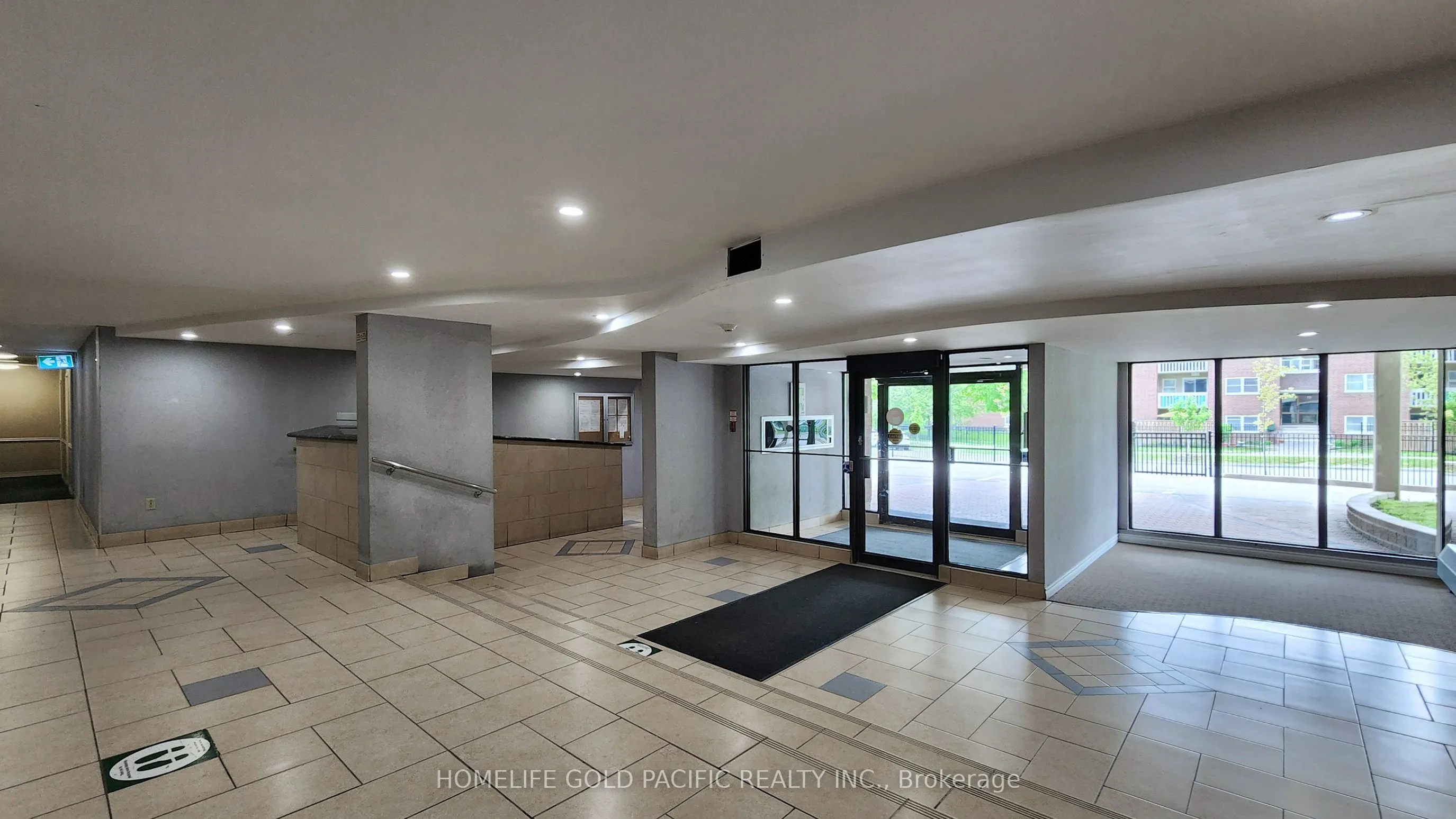 99 Blackwell Avenue, #809