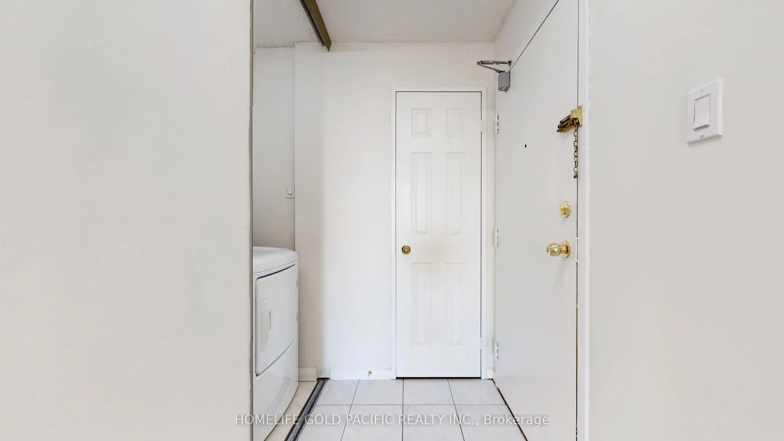 99 Blackwell Avenue, #809