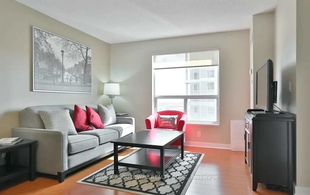 36 Lee Centre Drive, #3205