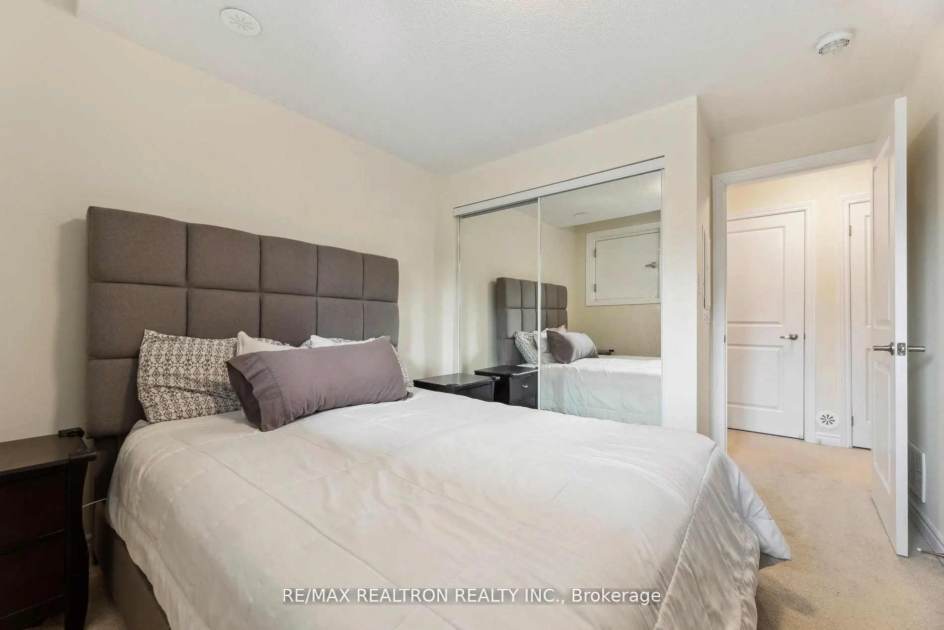 490 Beresford Path, #6