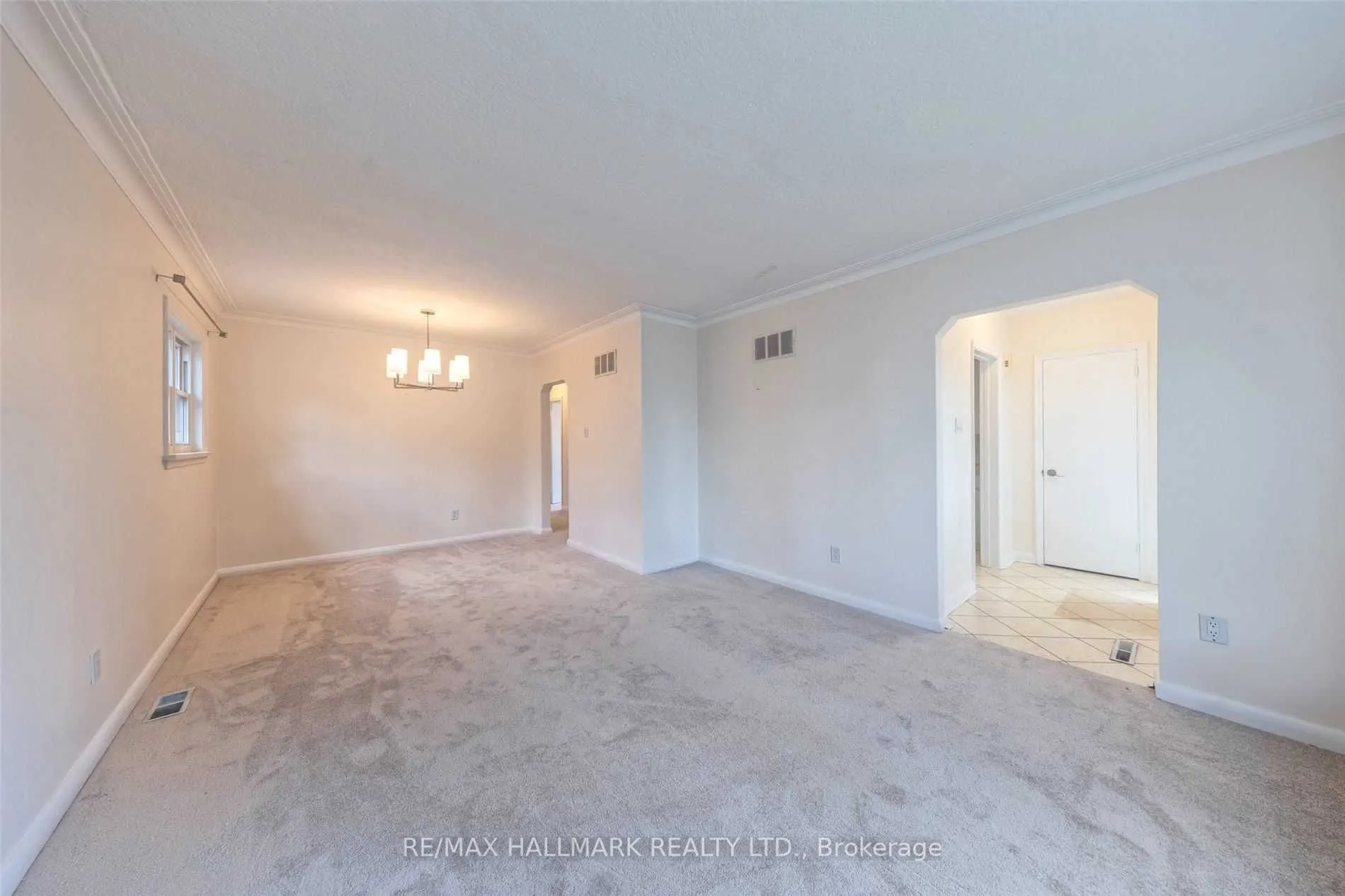 69 Barrymore Road, #Main