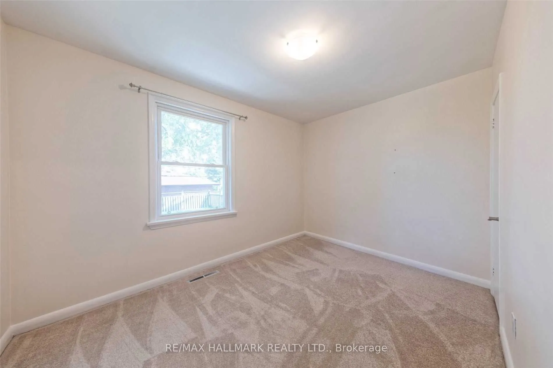 69 Barrymore Road, #Main