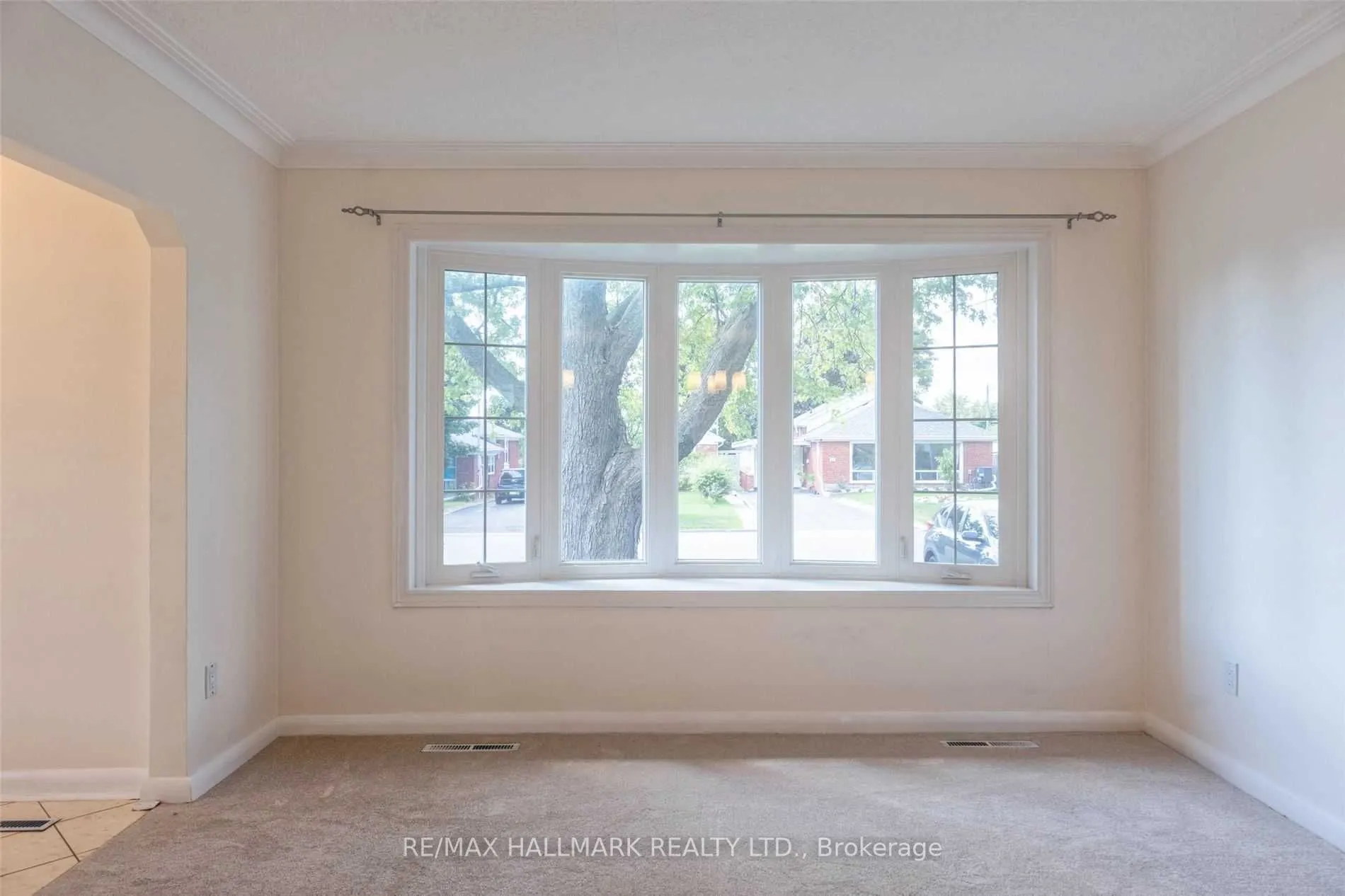 69 Barrymore Road, #Main