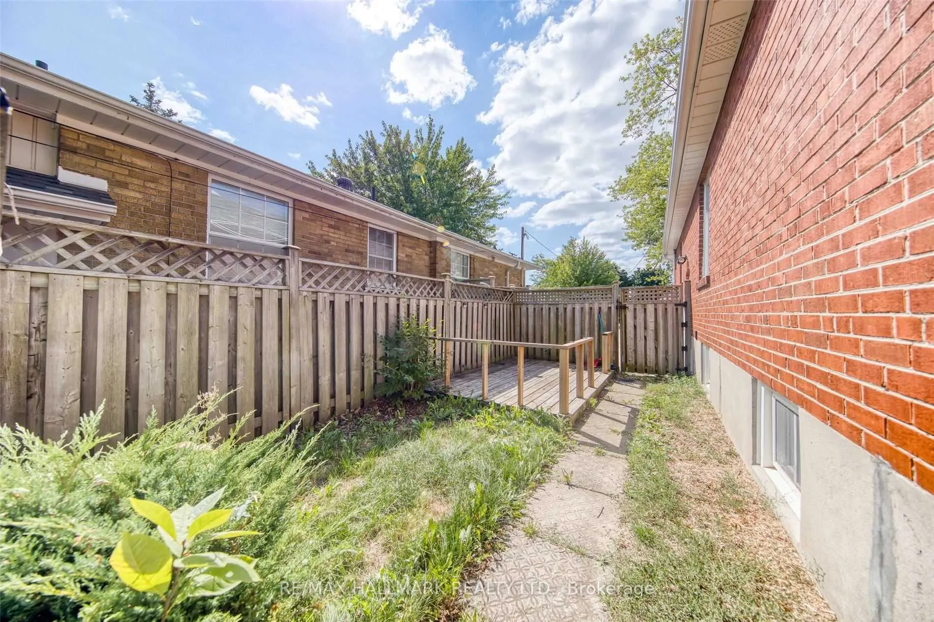 69 Barrymore Road, #Main
