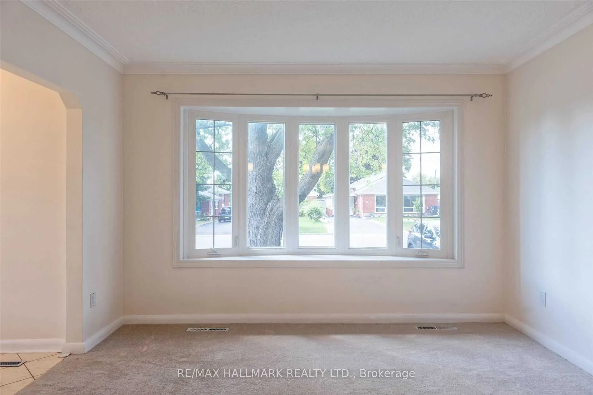 69 Barrymore Road, #Main