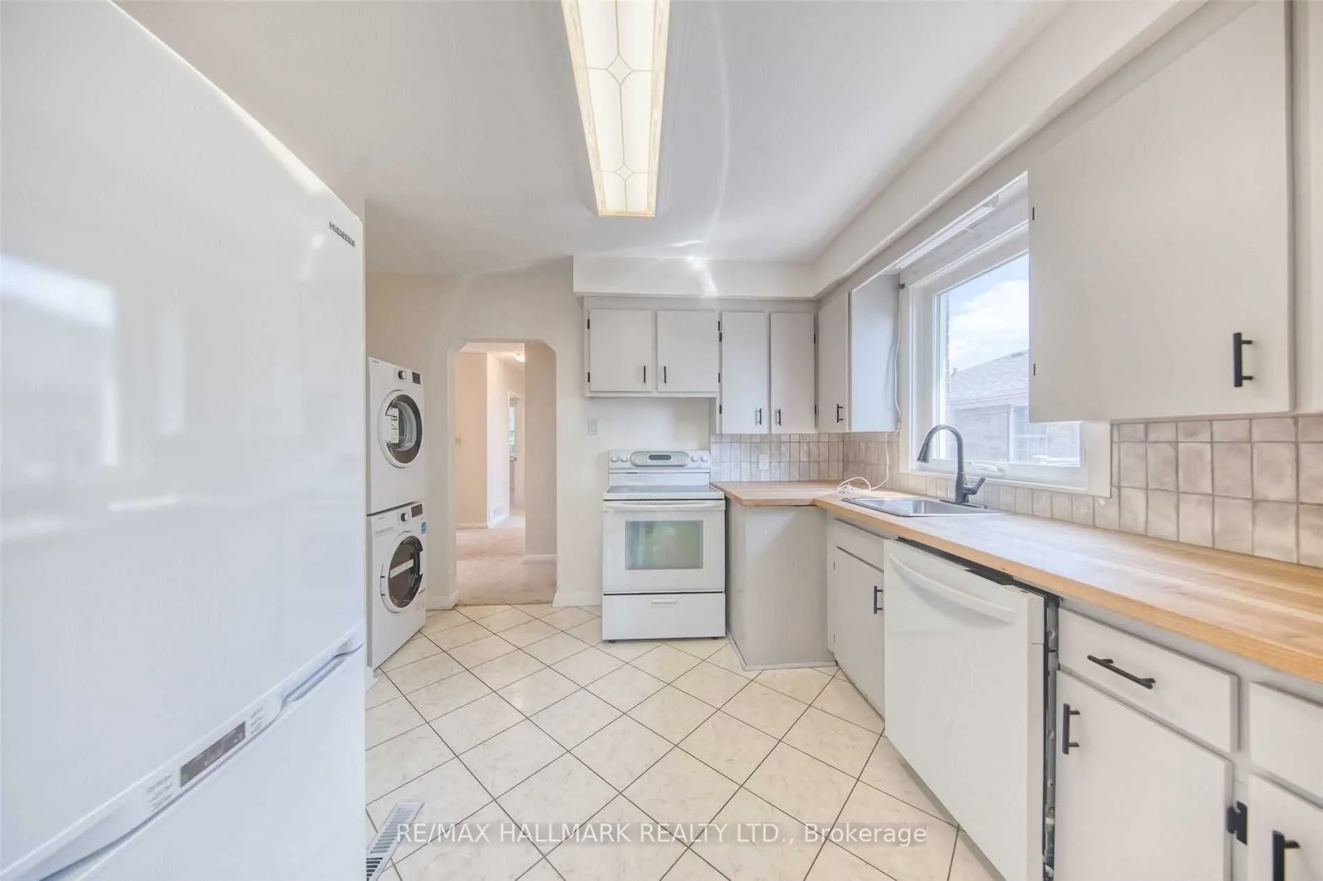 69 Barrymore Road, #Main