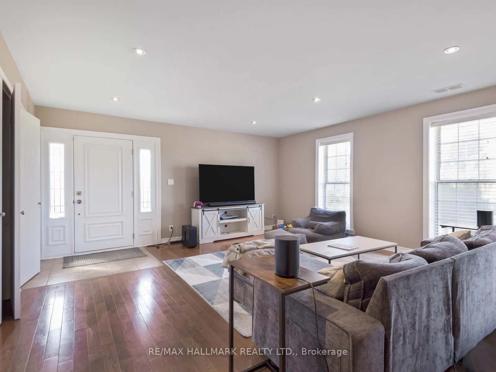 90 Leroy Avenue