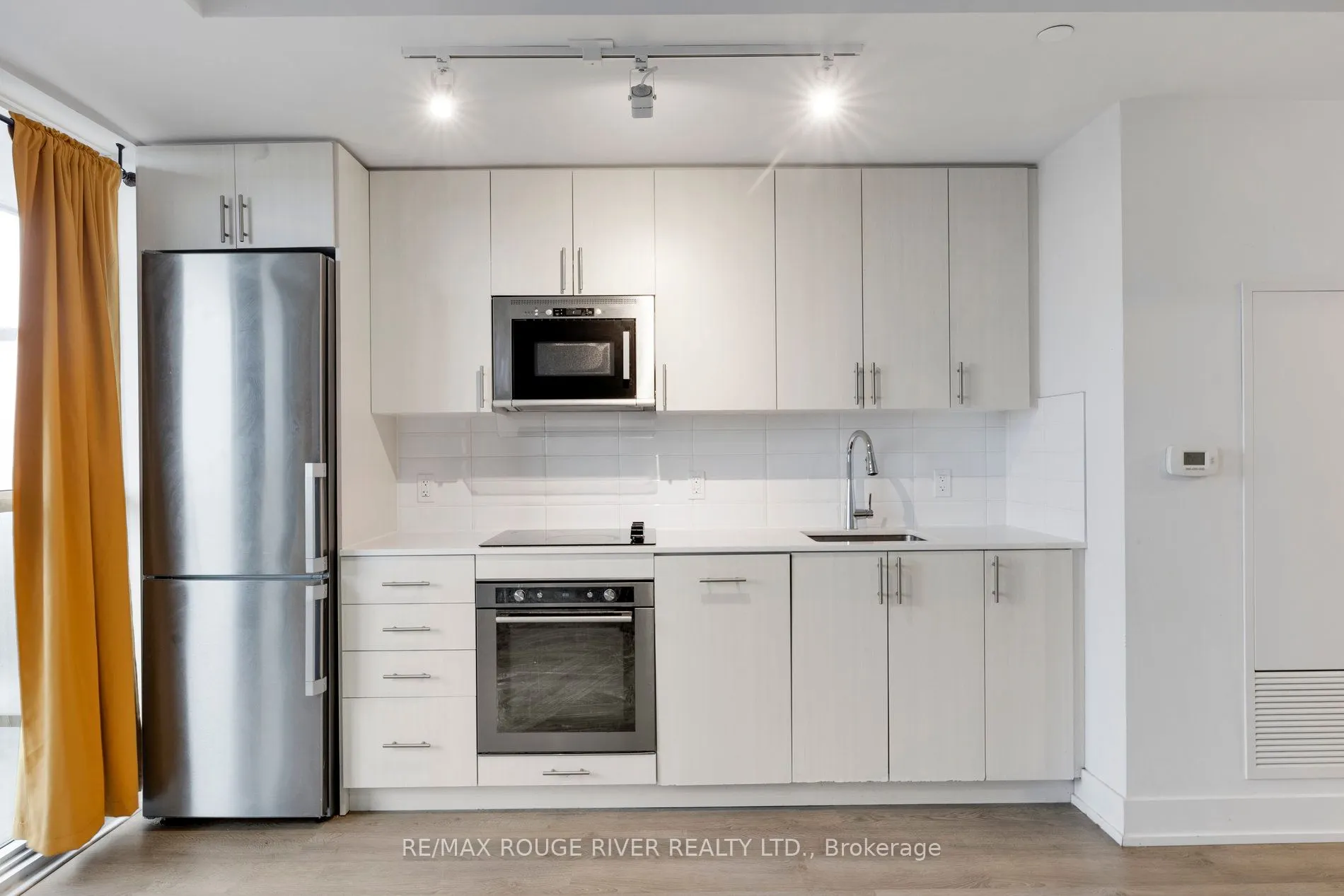 2550 Simcoe Street, #1001