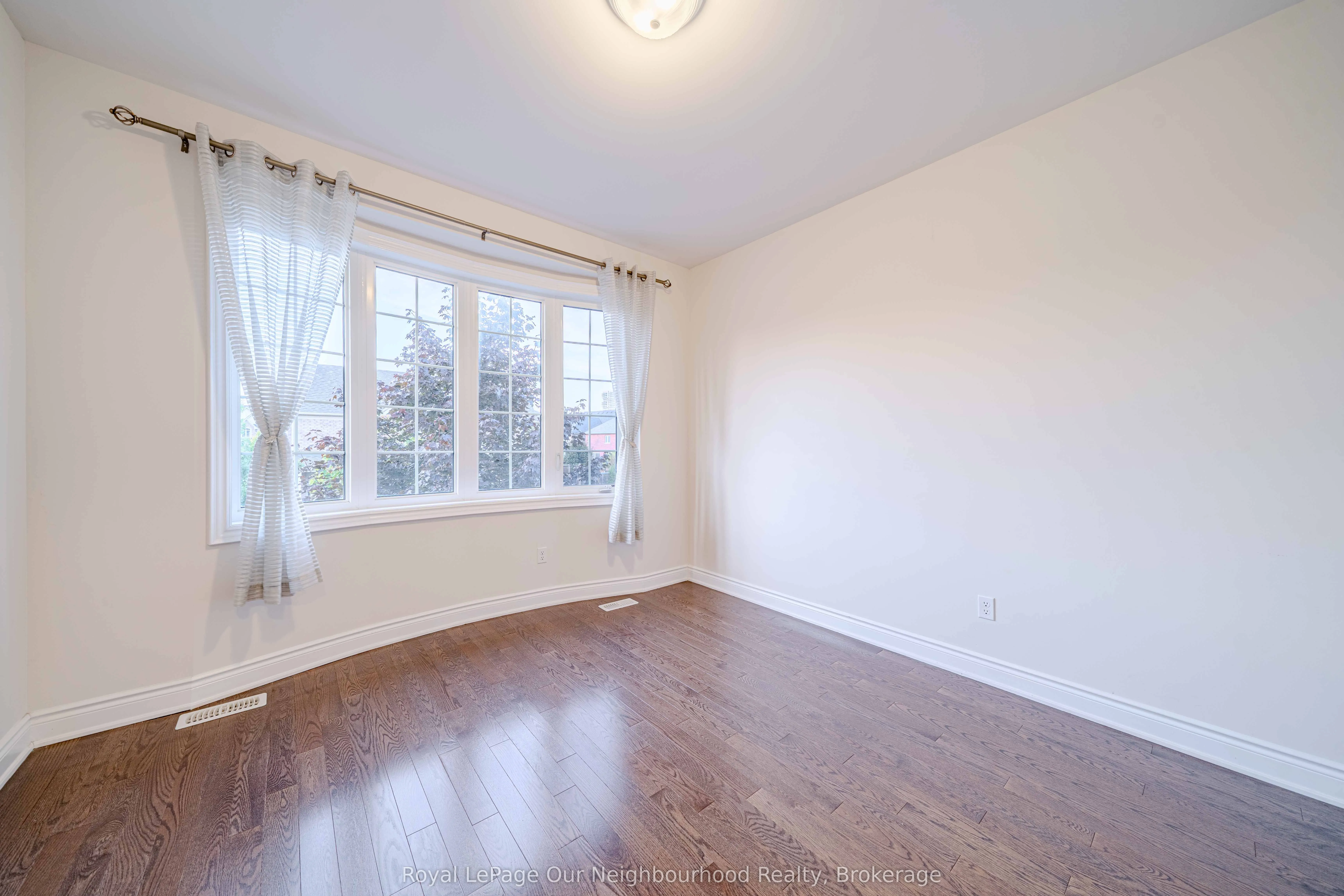 151 Prisidial Avenue