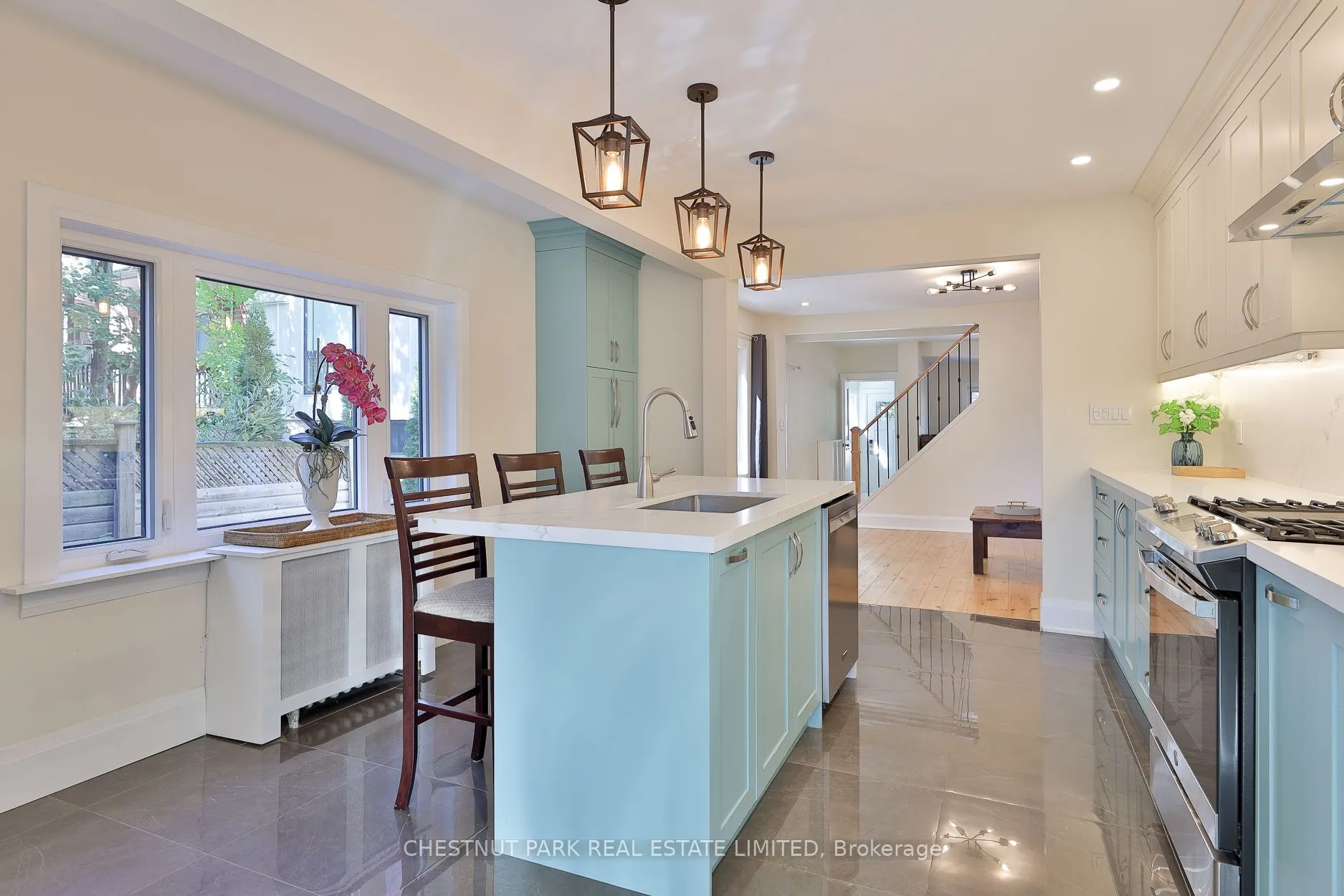 5 Minto Street