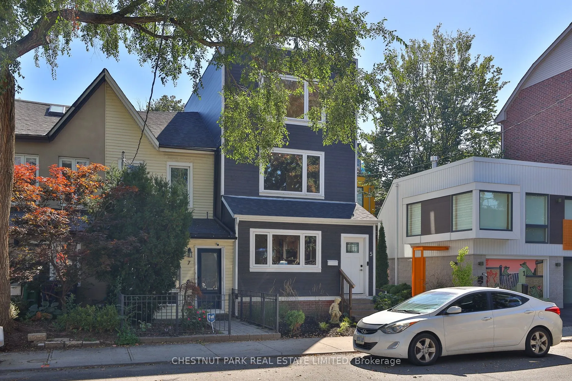 5 Minto Street