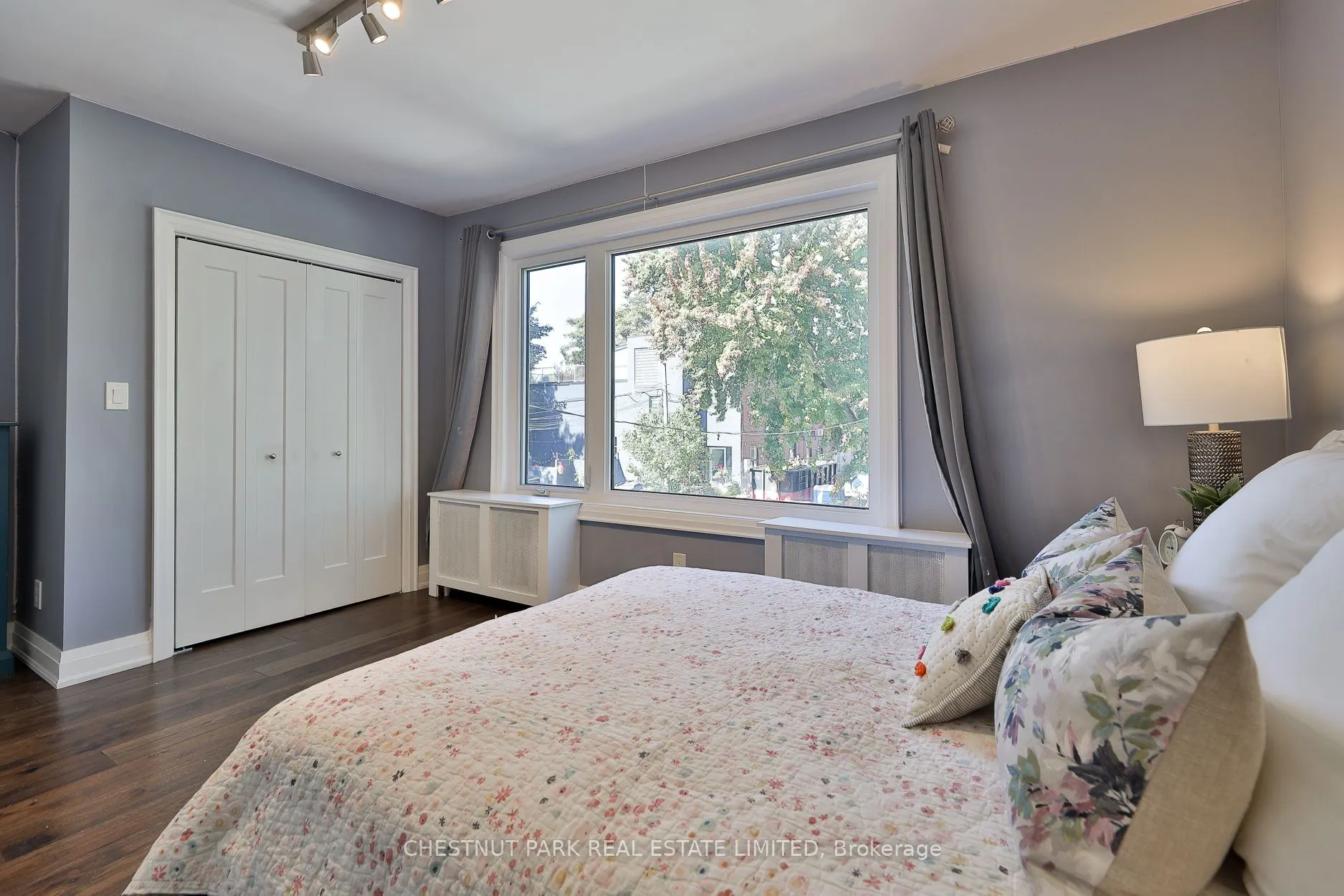 5 Minto Street