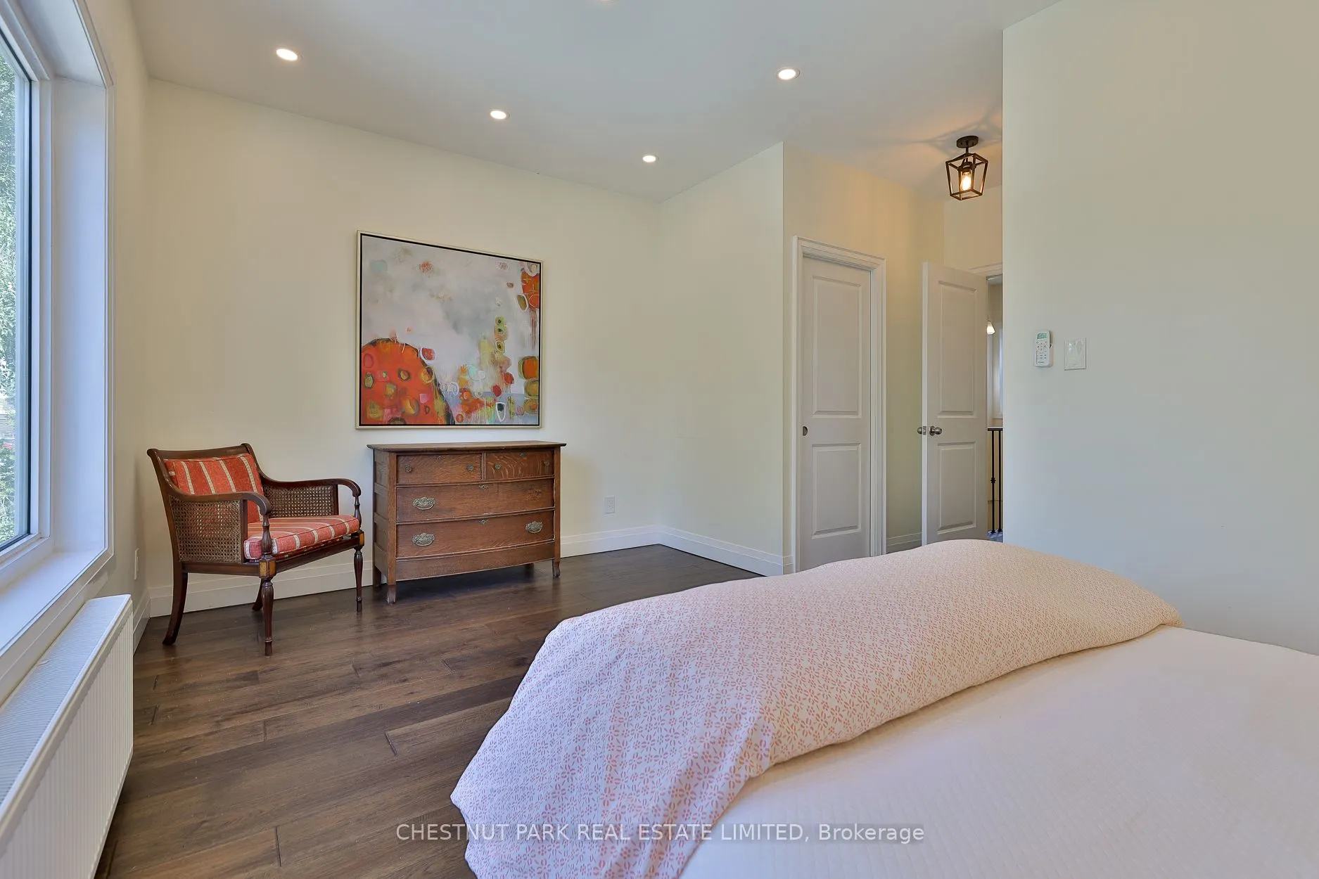 5 Minto Street