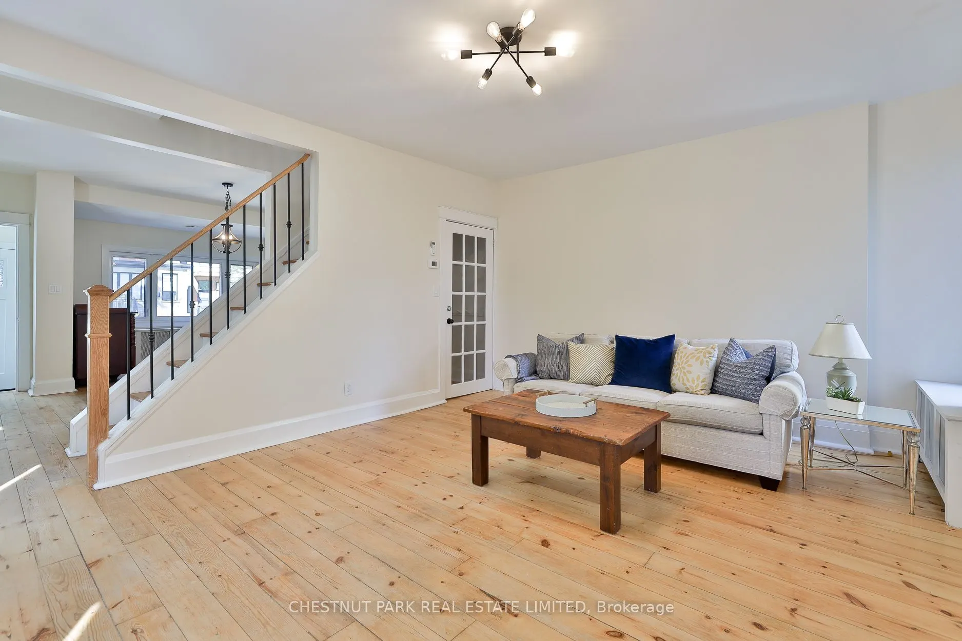 5 Minto Street
