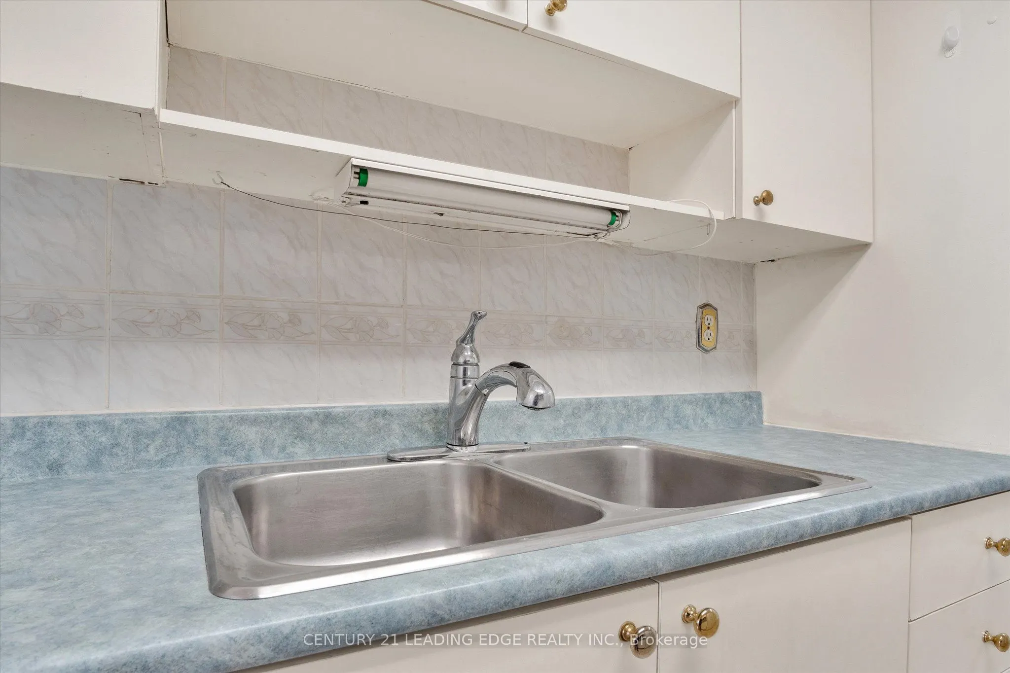 121 Trudelle Street, #403