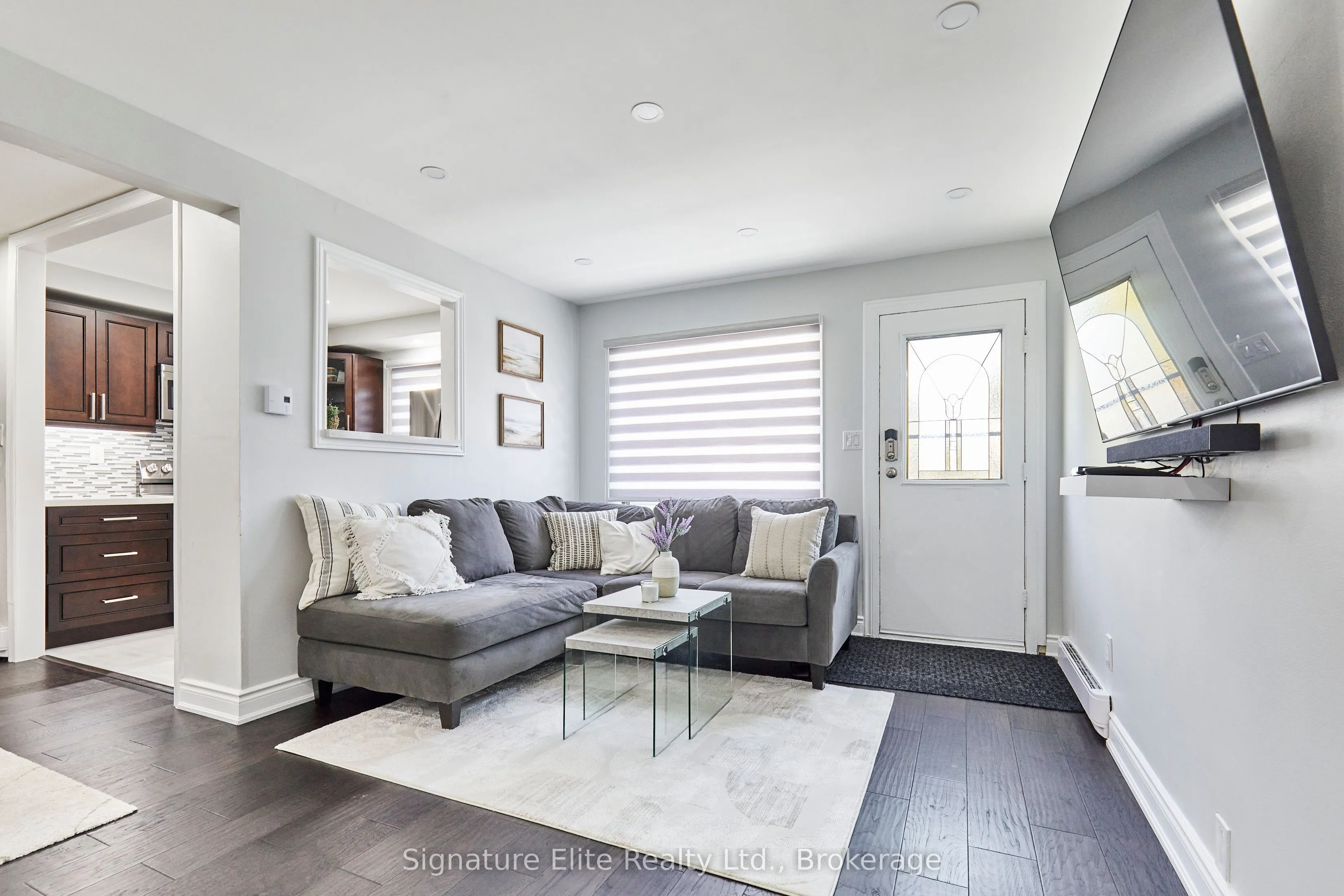 1100 Oxford Street, #48