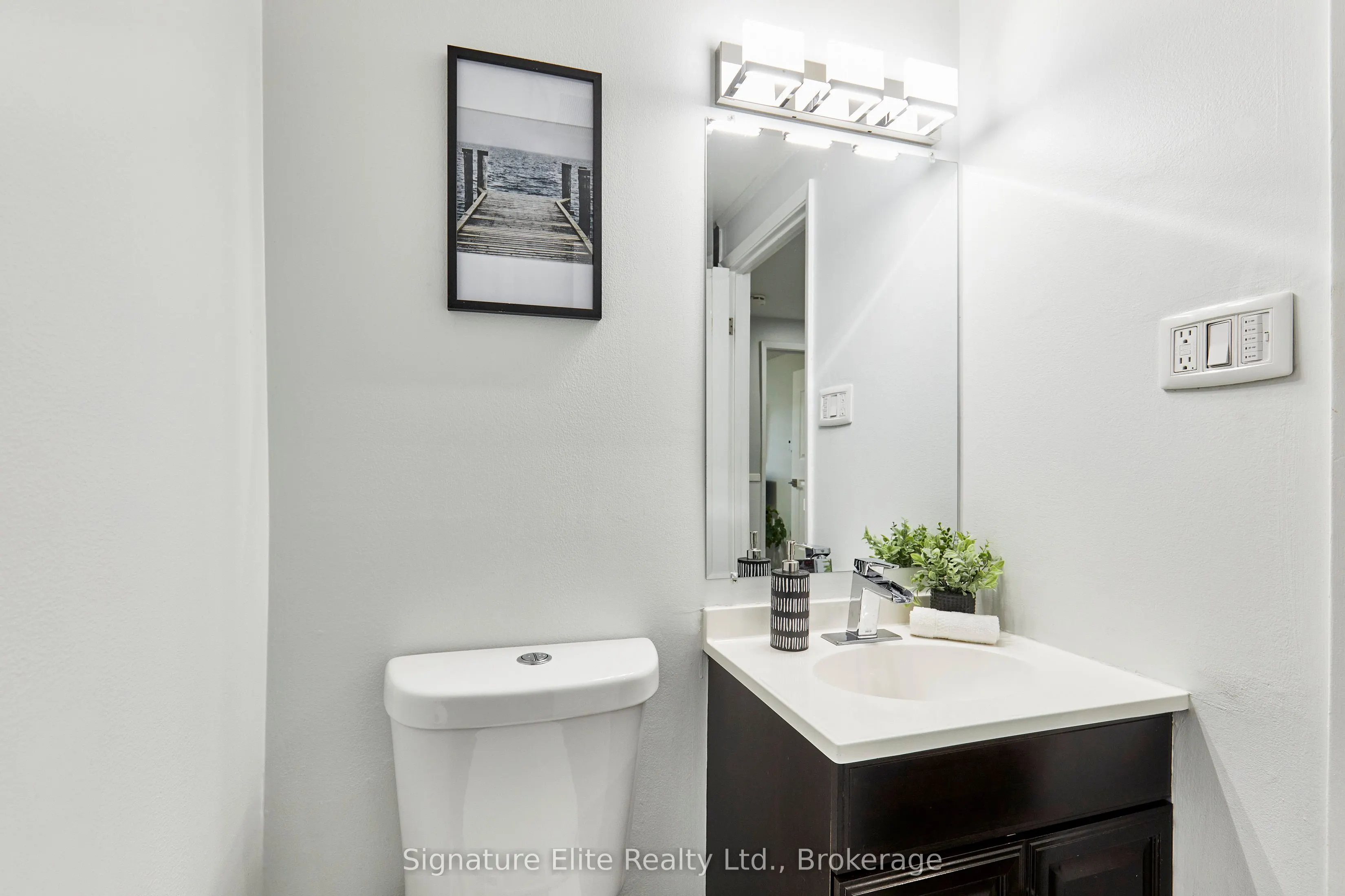 1100 Oxford Street, #48