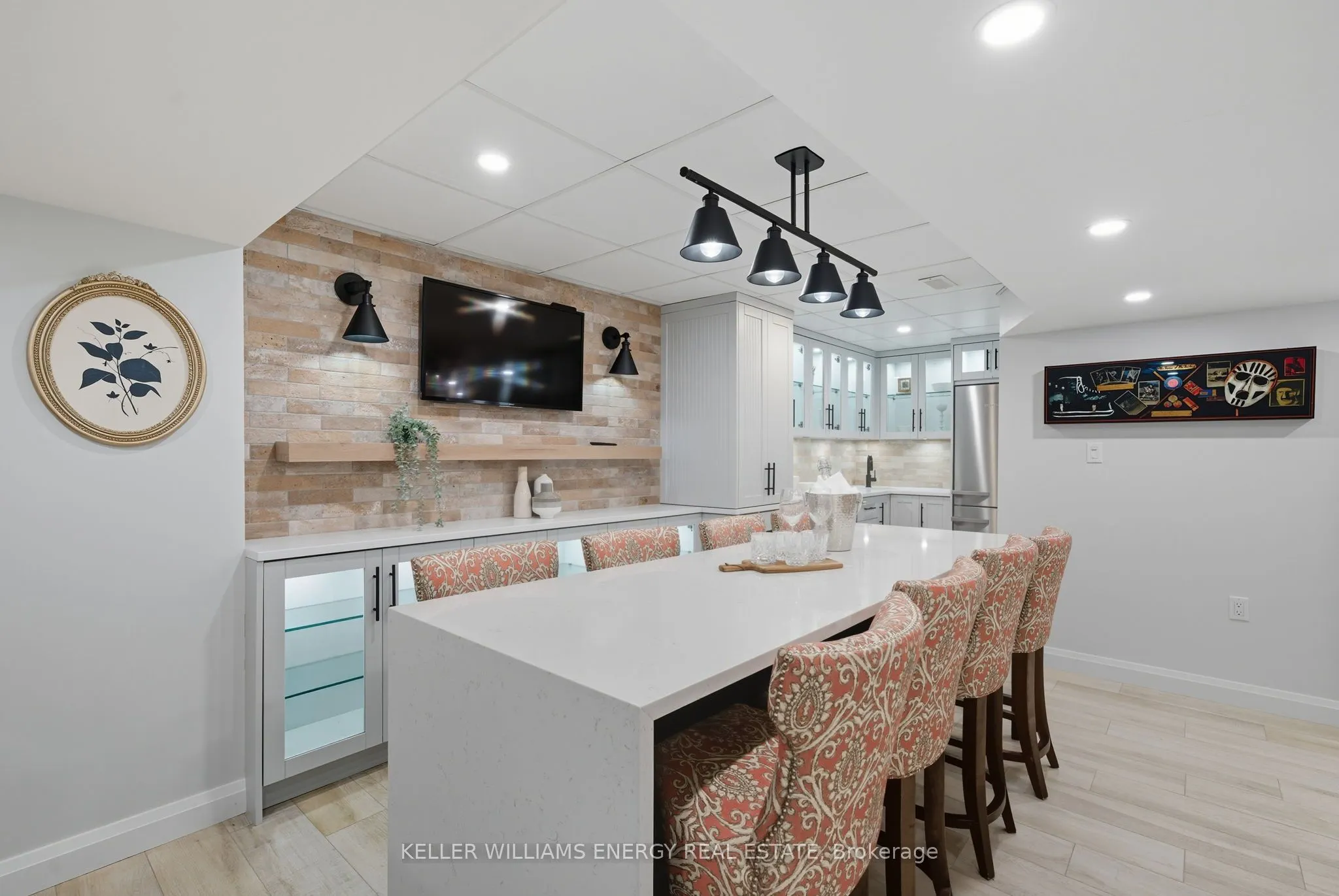 42 Yacht Drive