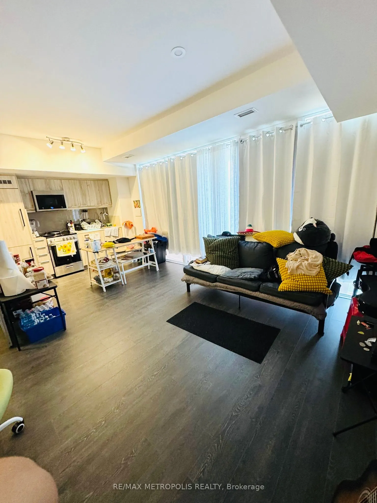2203 Kingston Road, #20