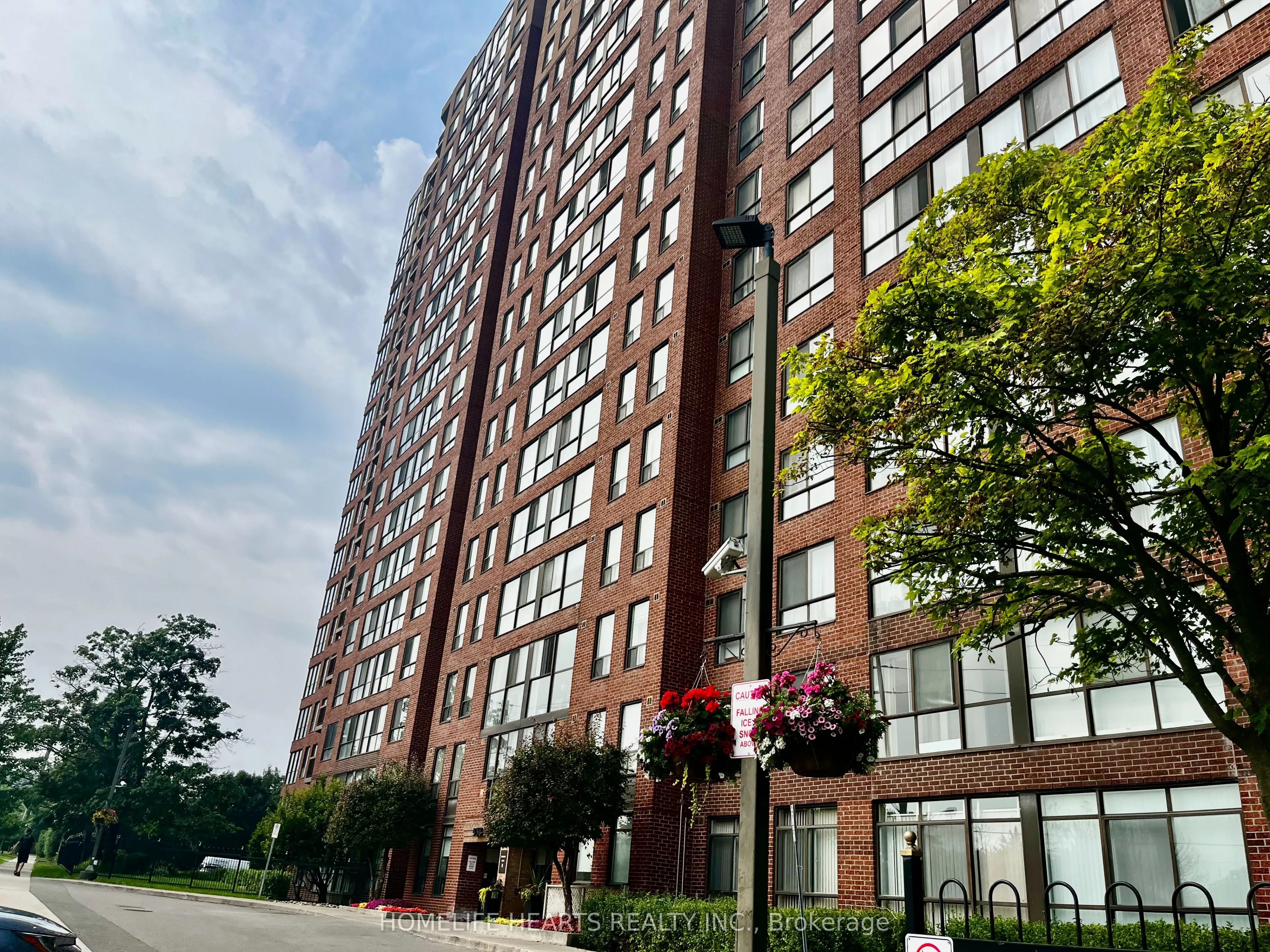 330 Mccowan Road, #213