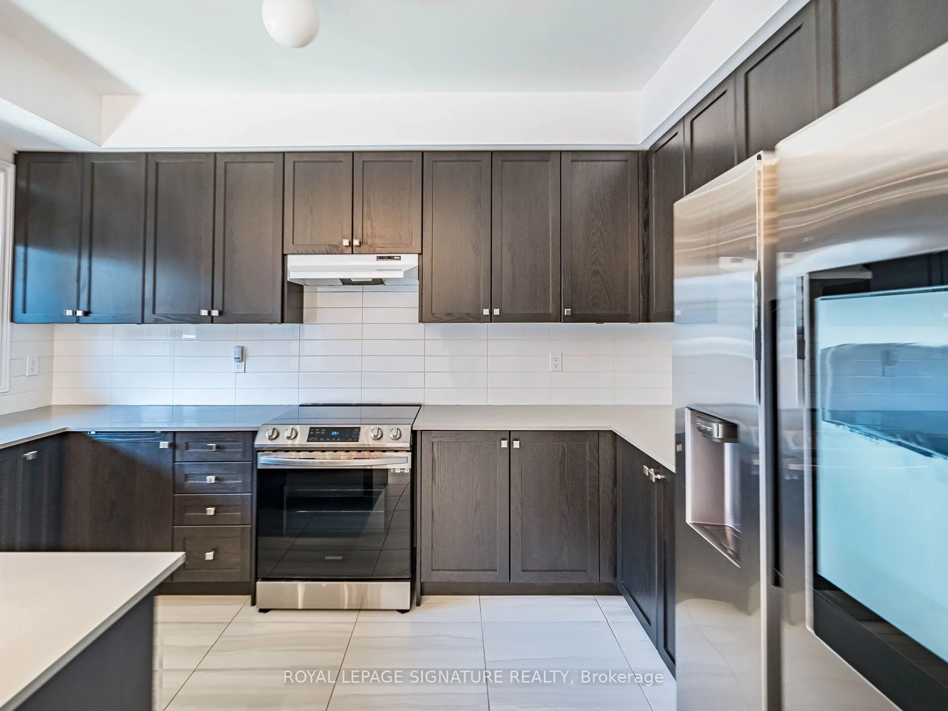 28 Dockside Way