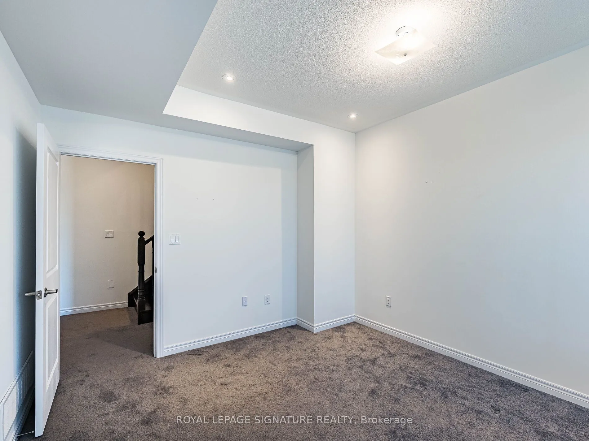 28 Dockside Way