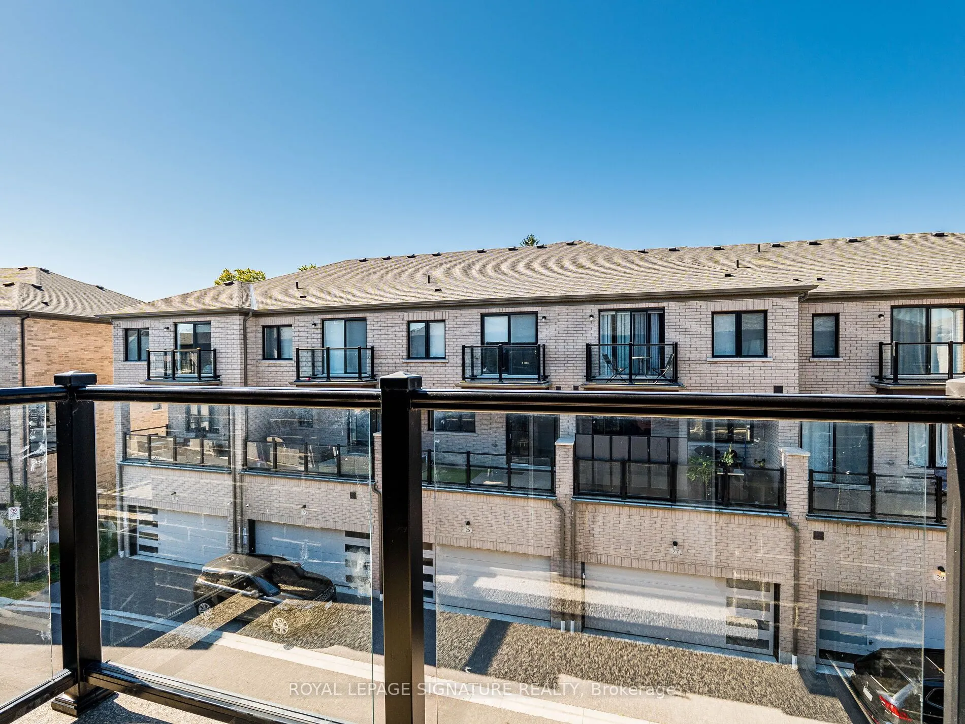 28 Dockside Way