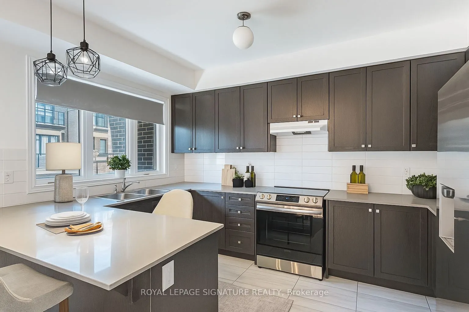 28 Dockside Way