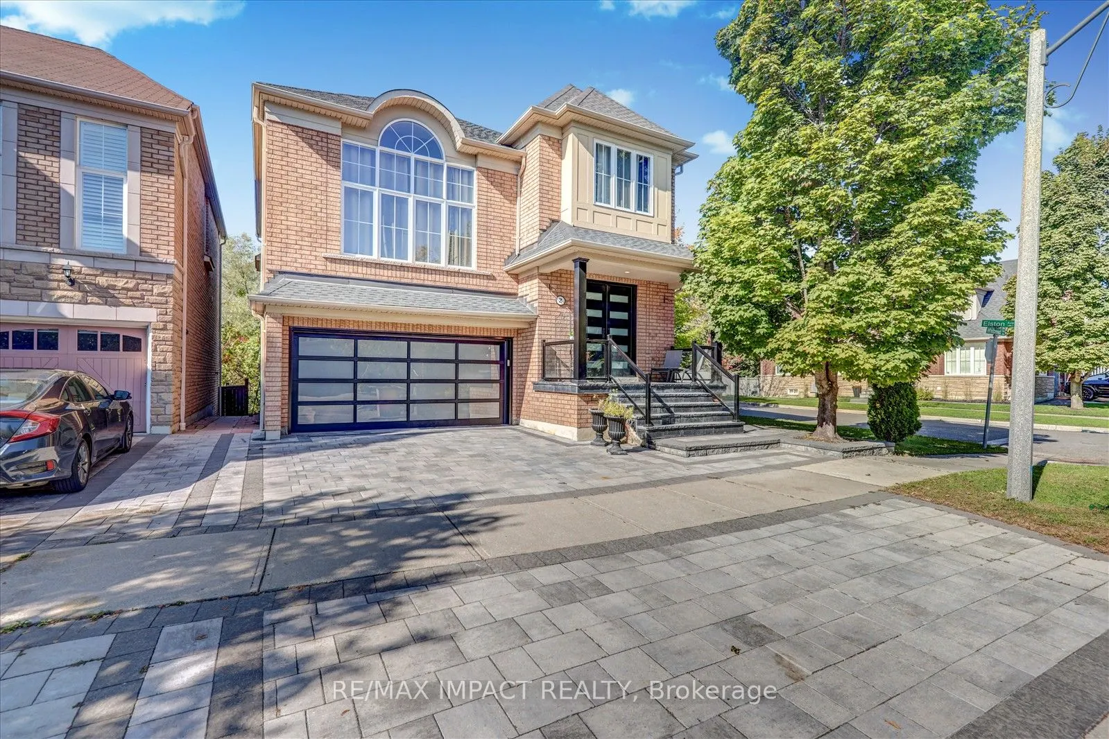 2 Whitbread Crescent