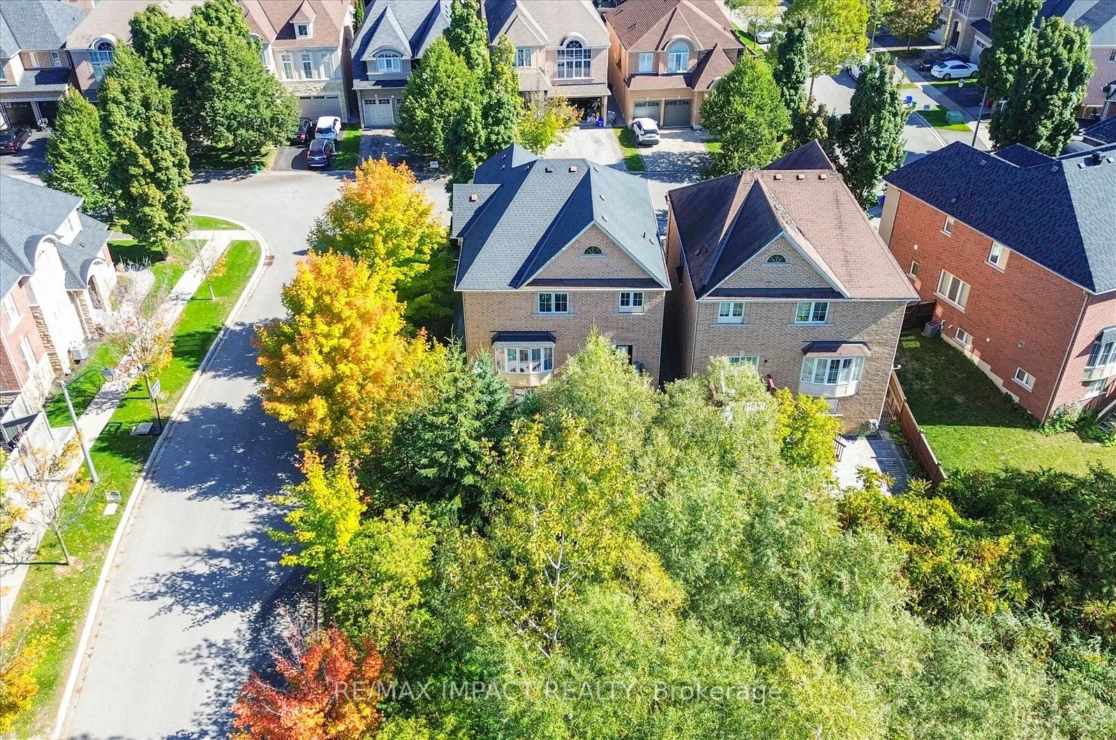 2 Whitbread Crescent