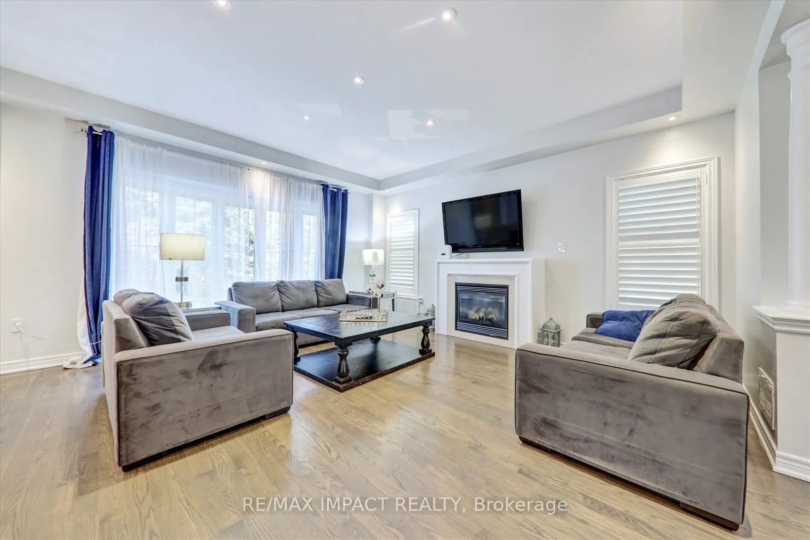 2 Whitbread Crescent