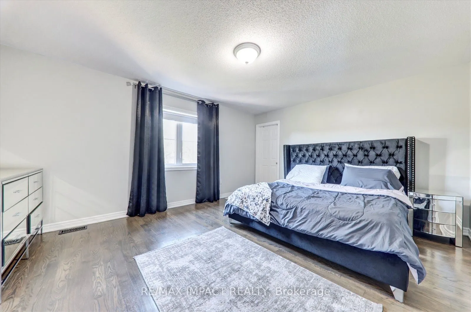 2 Whitbread Crescent