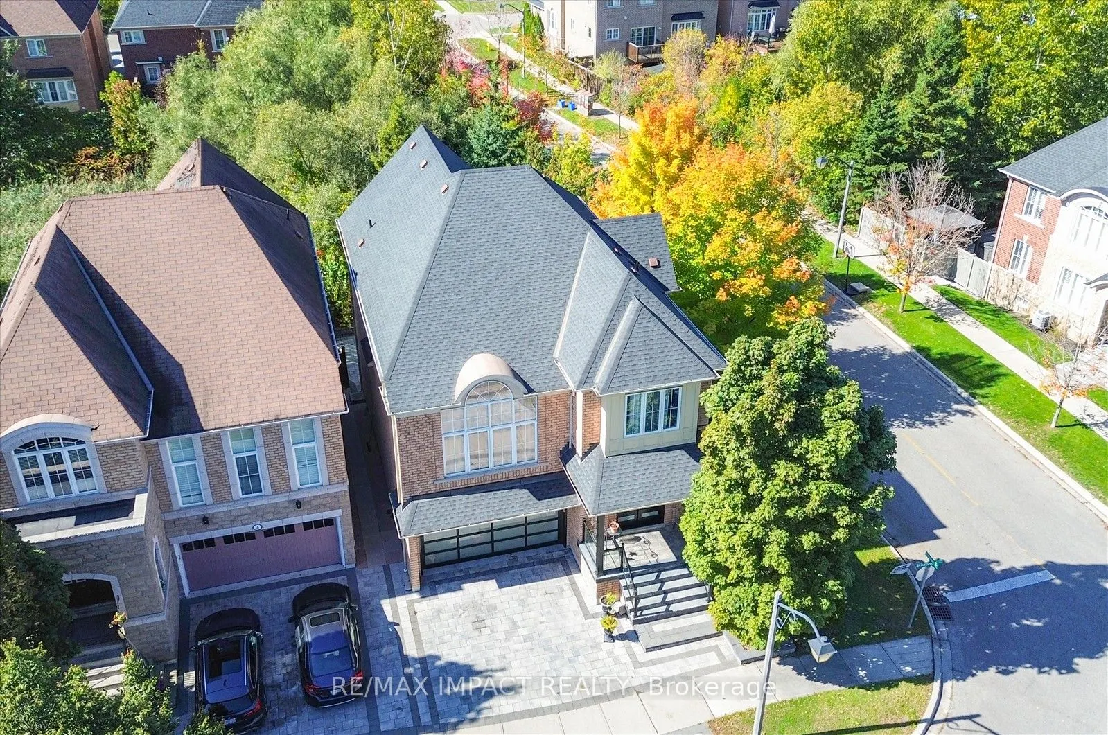 2 Whitbread Crescent