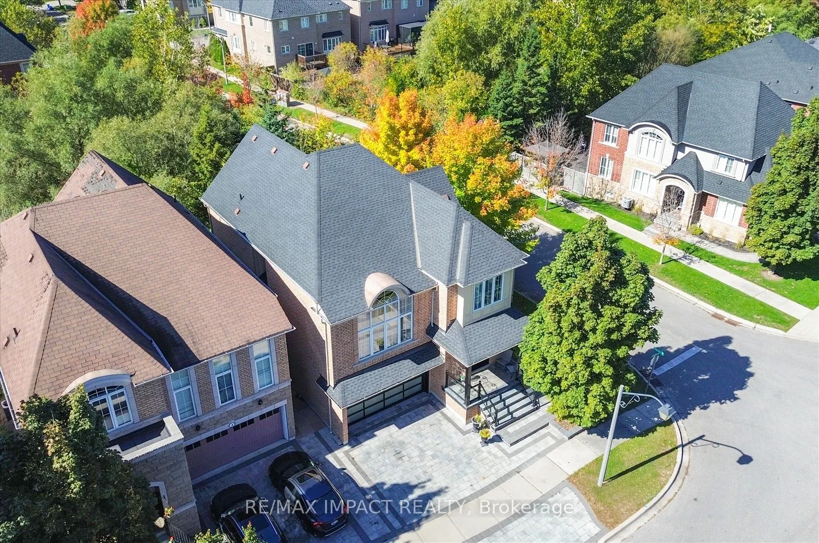 2 Whitbread Crescent