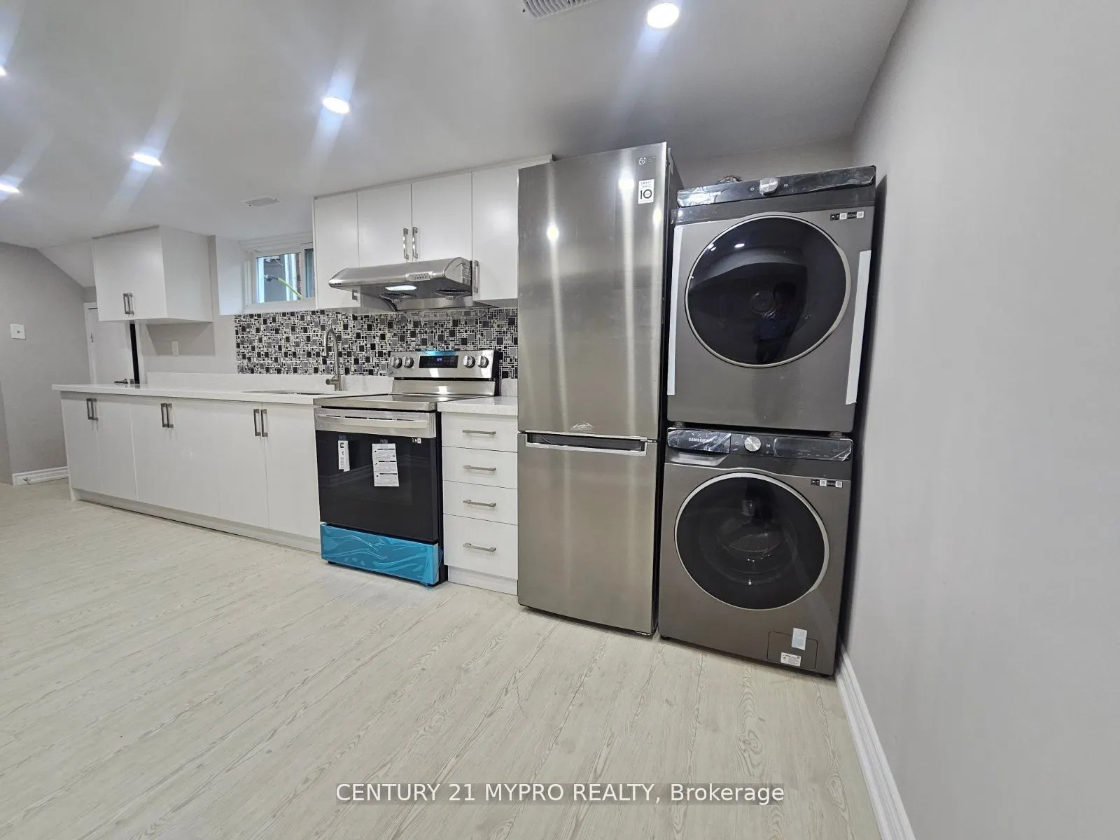 3 Heatherington Drive N, #Bsmt