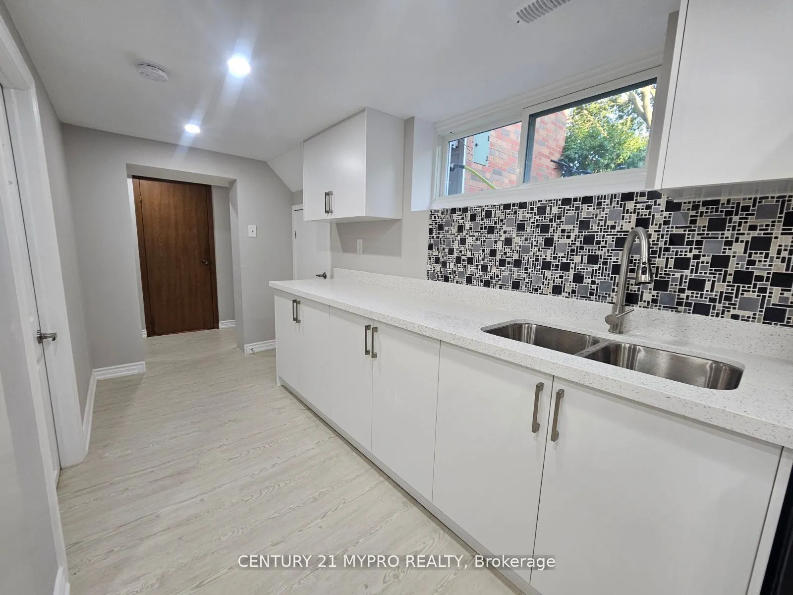 3 Heatherington Drive N, #Bsmt