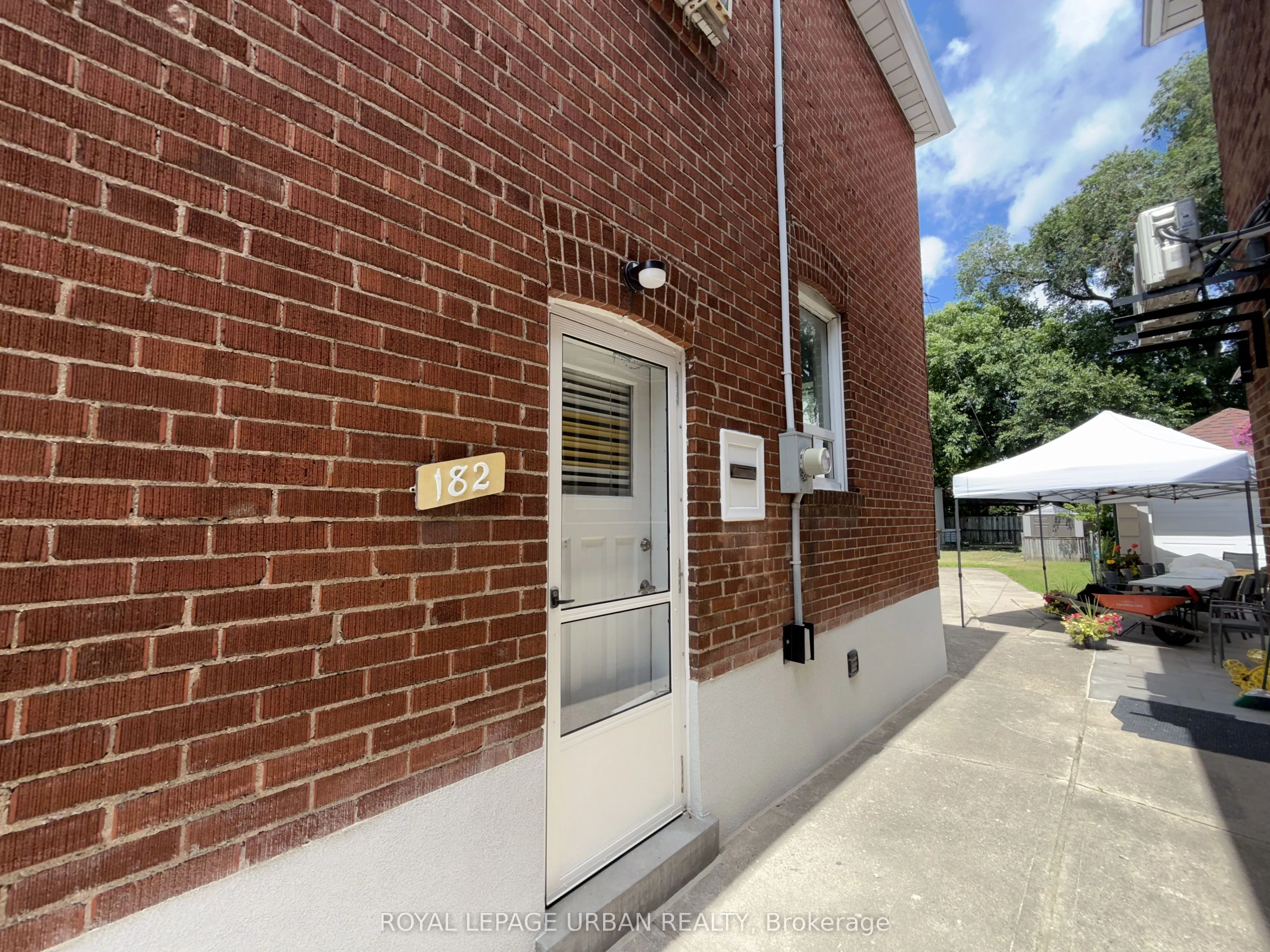 182 Torrens Avenue