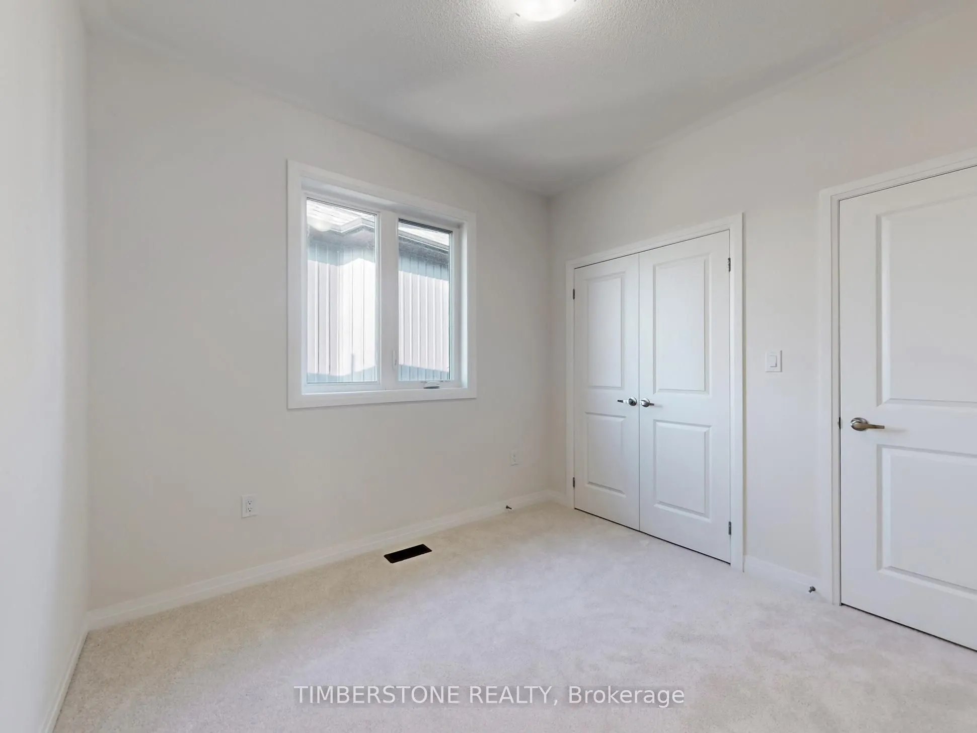 1119 Zircon Manor