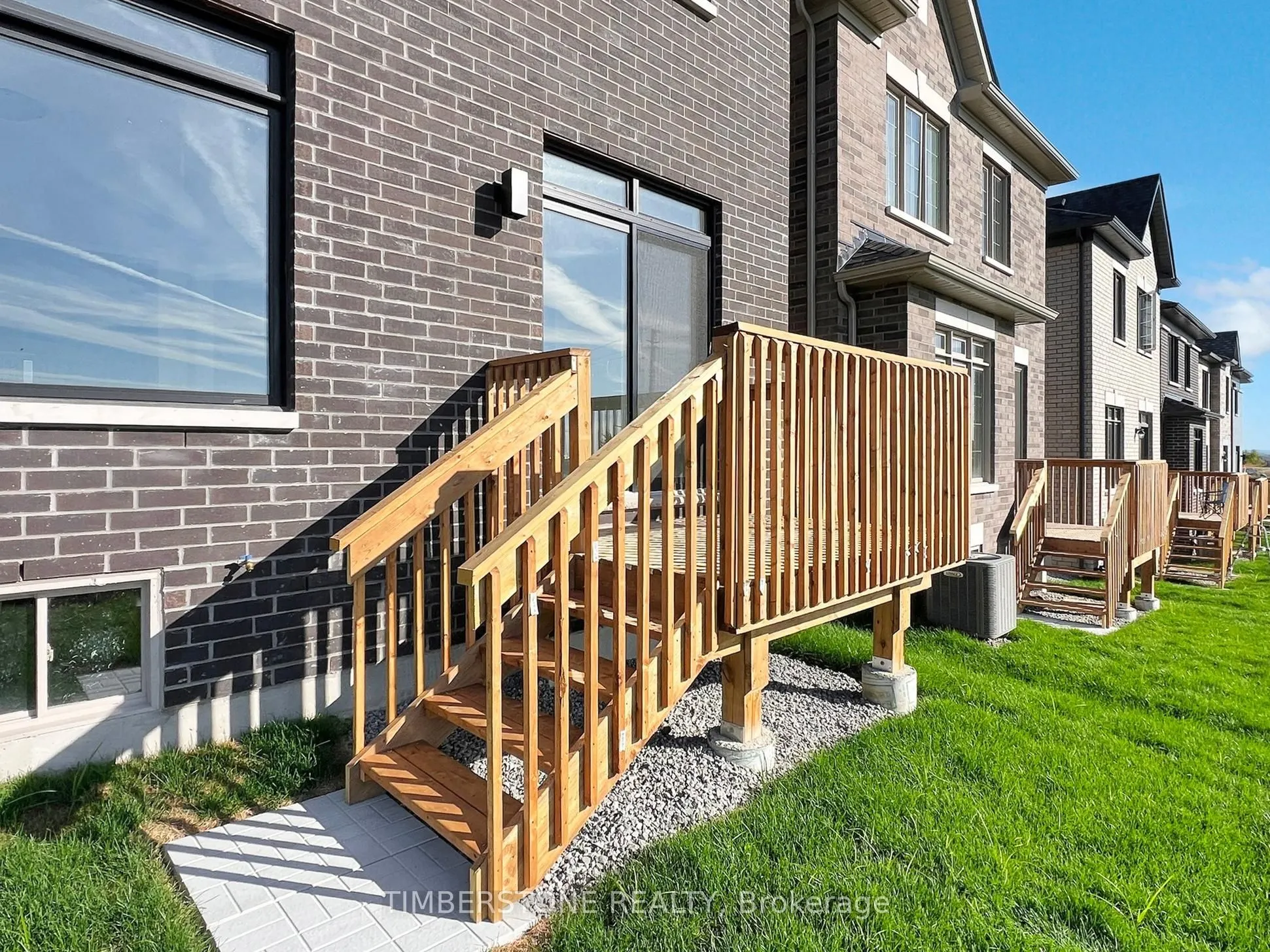 1119 Zircon Manor