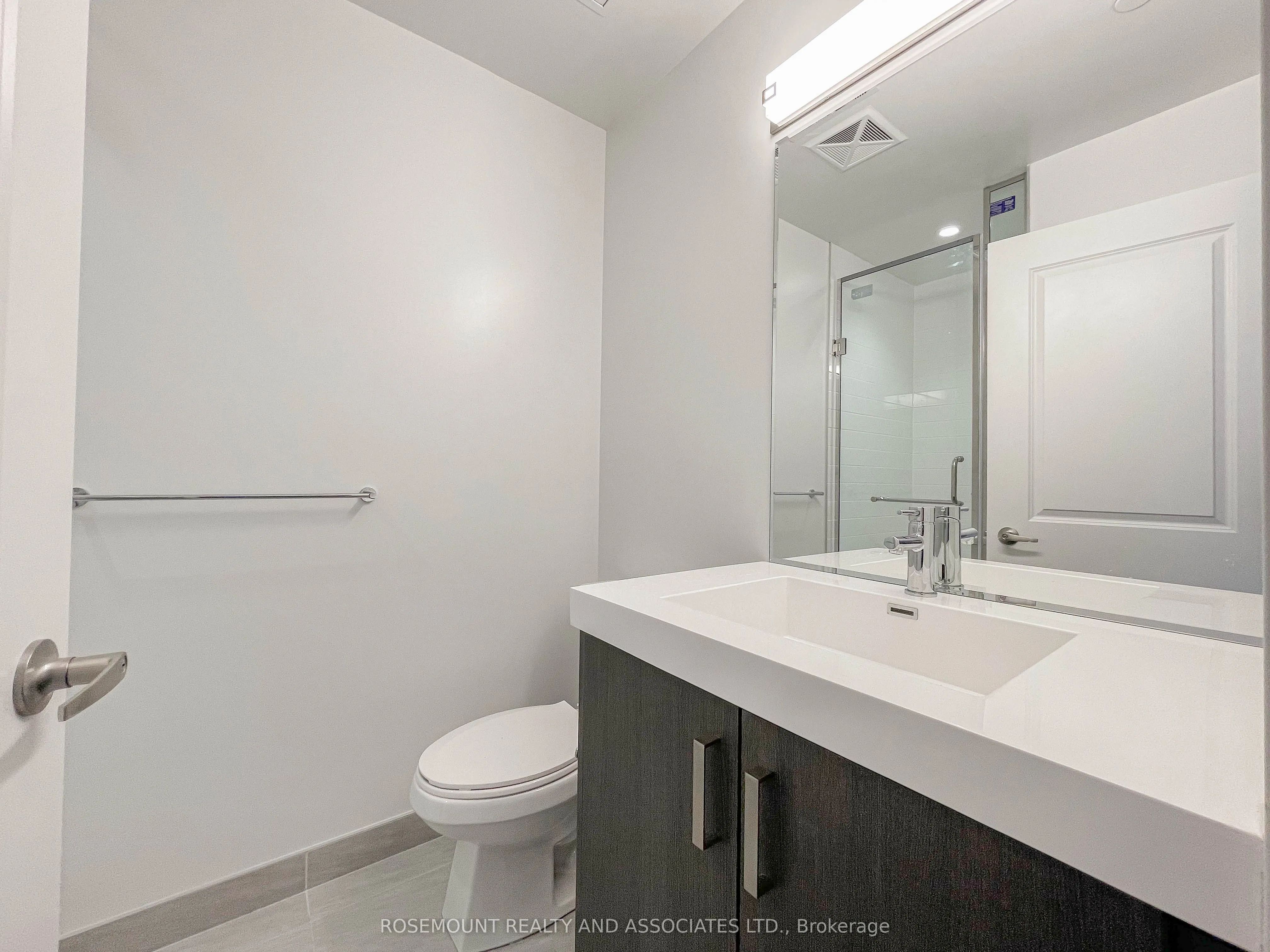 1010 Dundas Street E, #109