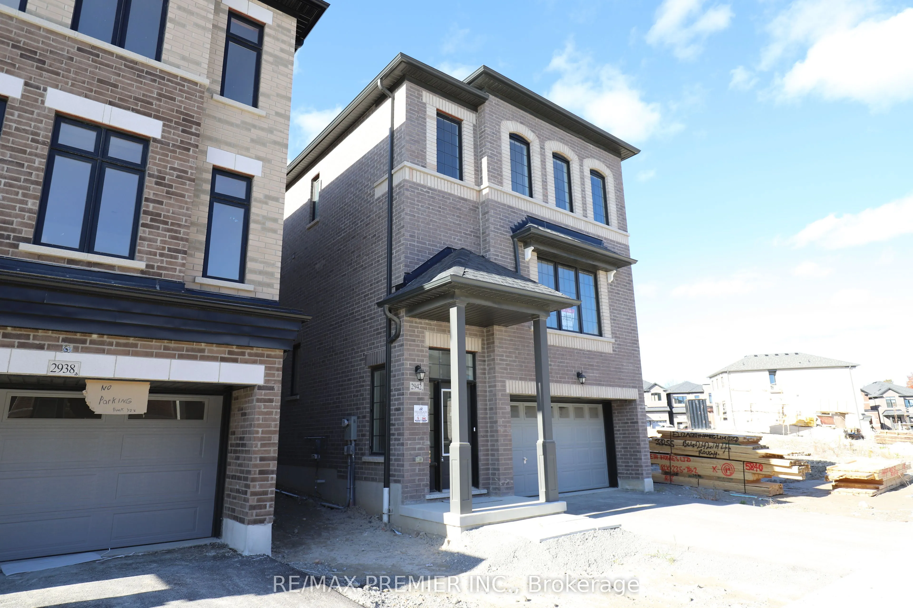 2942 Starlight Drive