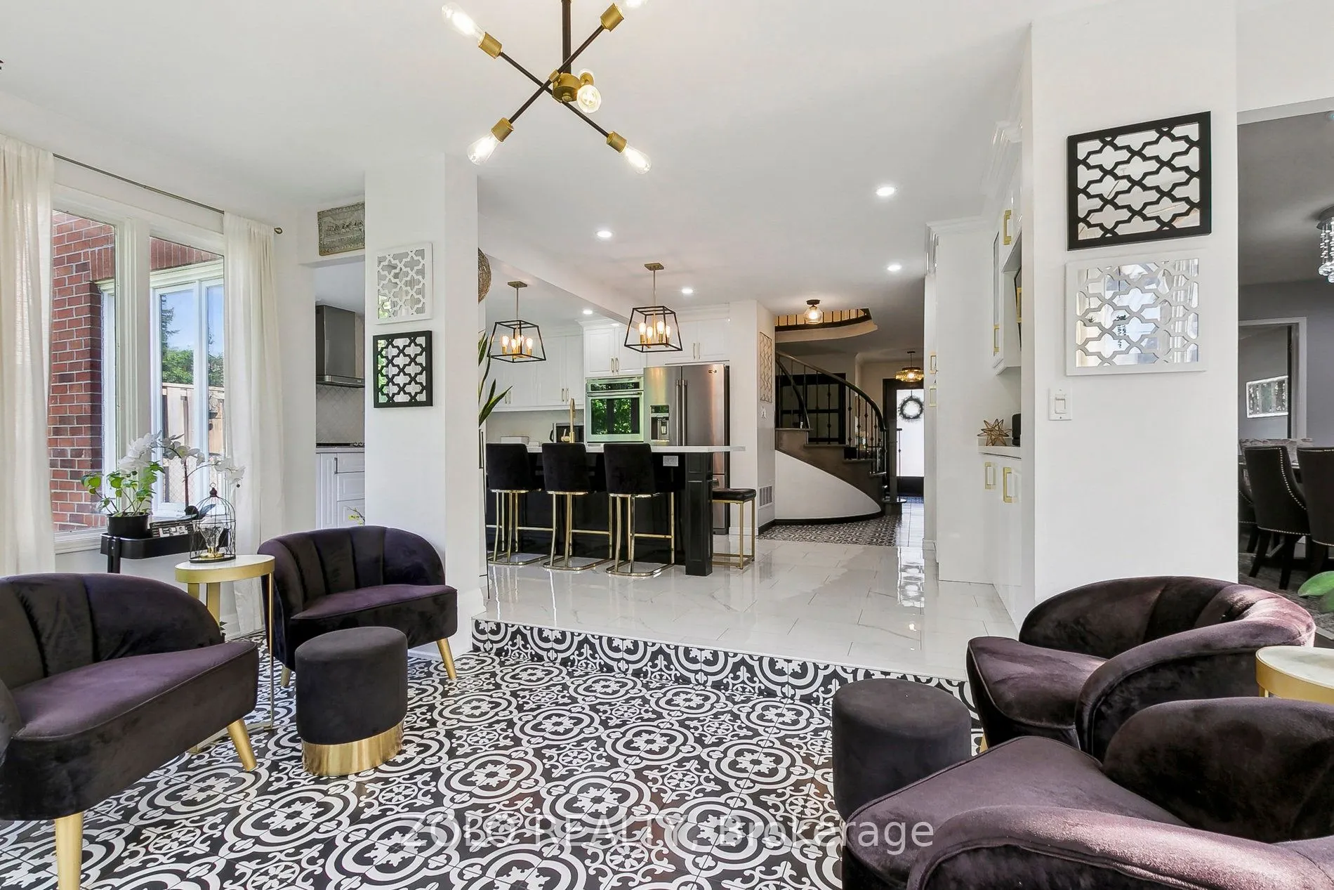 1065 Glenanna Road