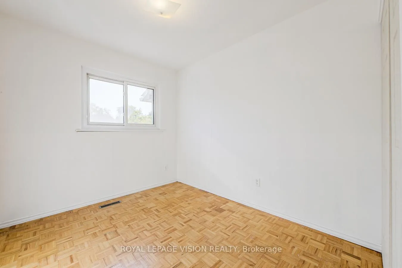 301 Washburn Way, #8