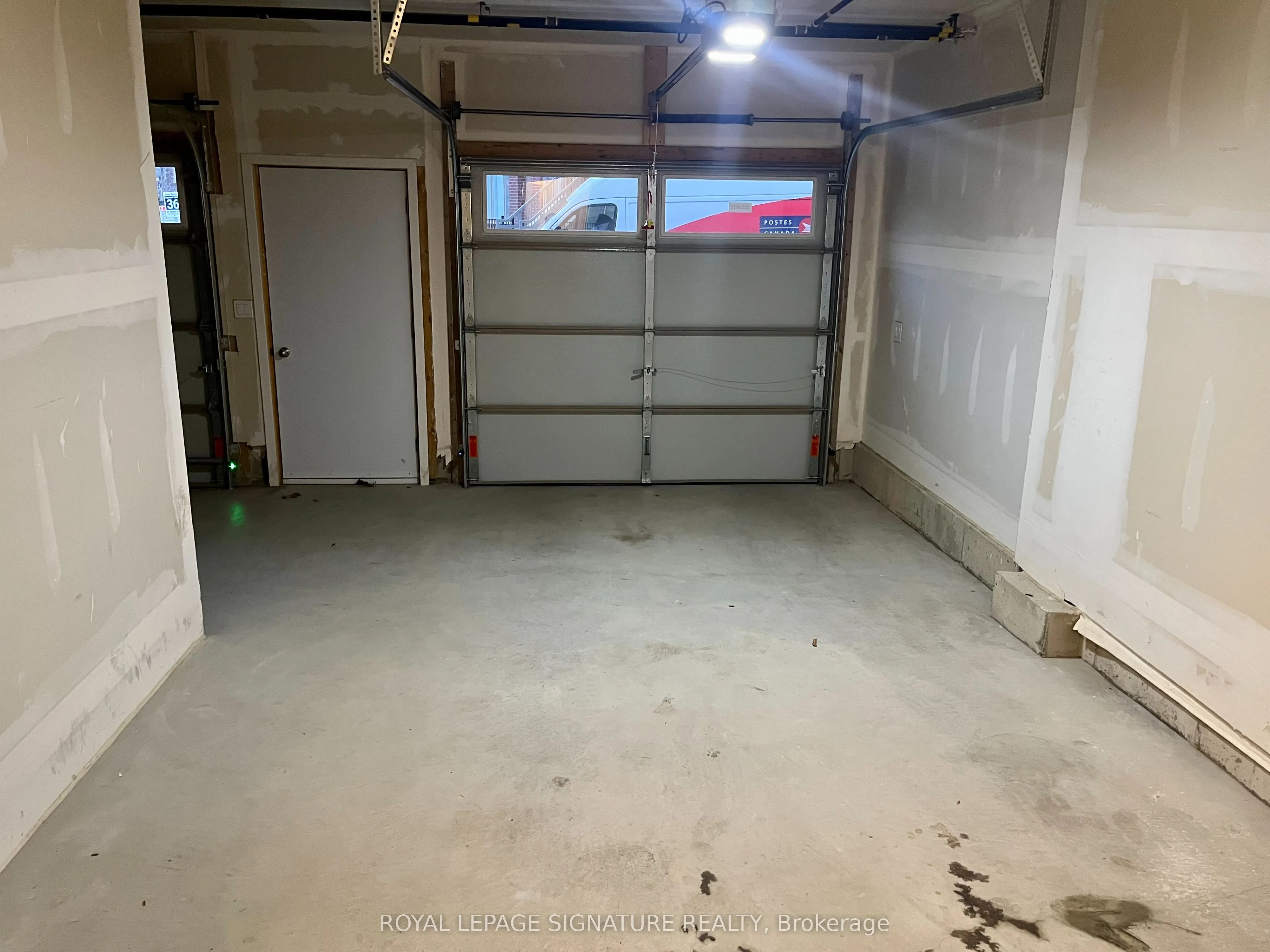 1525 Kingston Road, #107