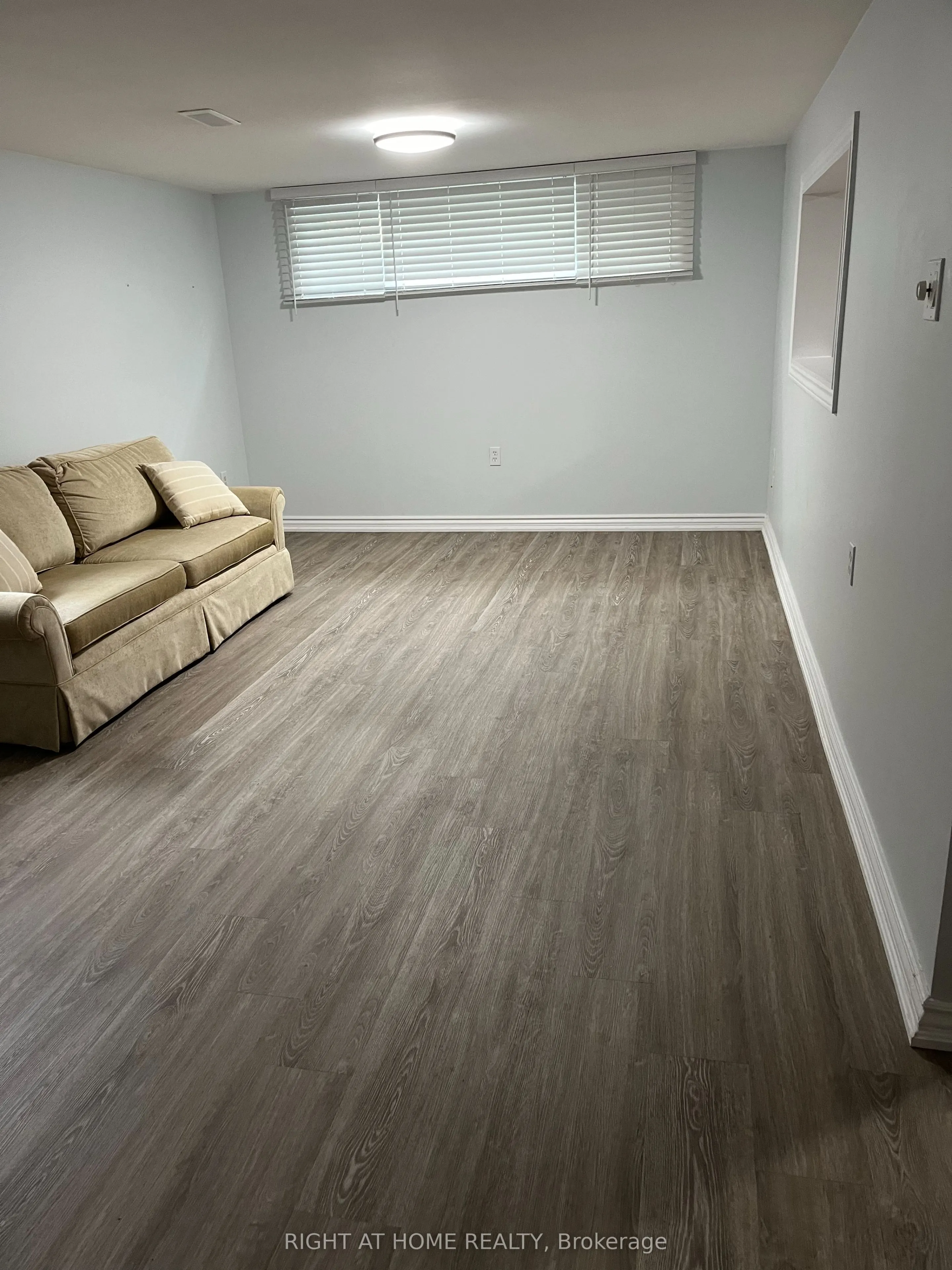 689 Wilson Road S, #Lower Level