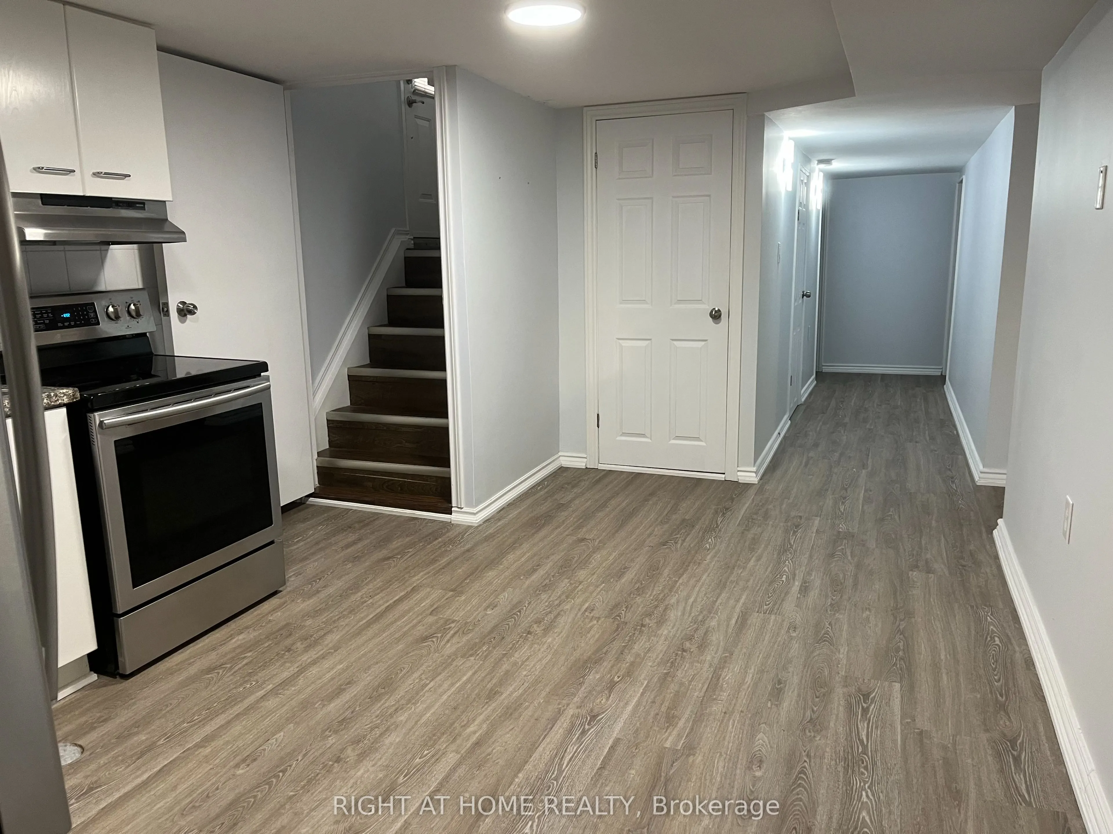689 Wilson Road S, #Lower Level