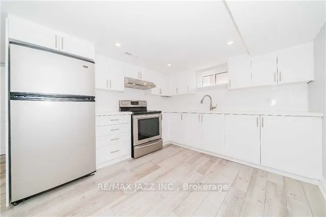93 Beatrice Street W, #Unit #2
