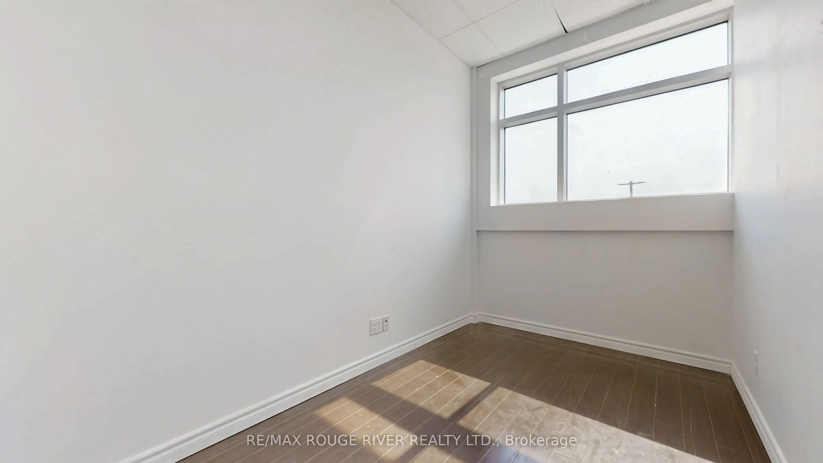 69 Lebovic Avenue, #D211