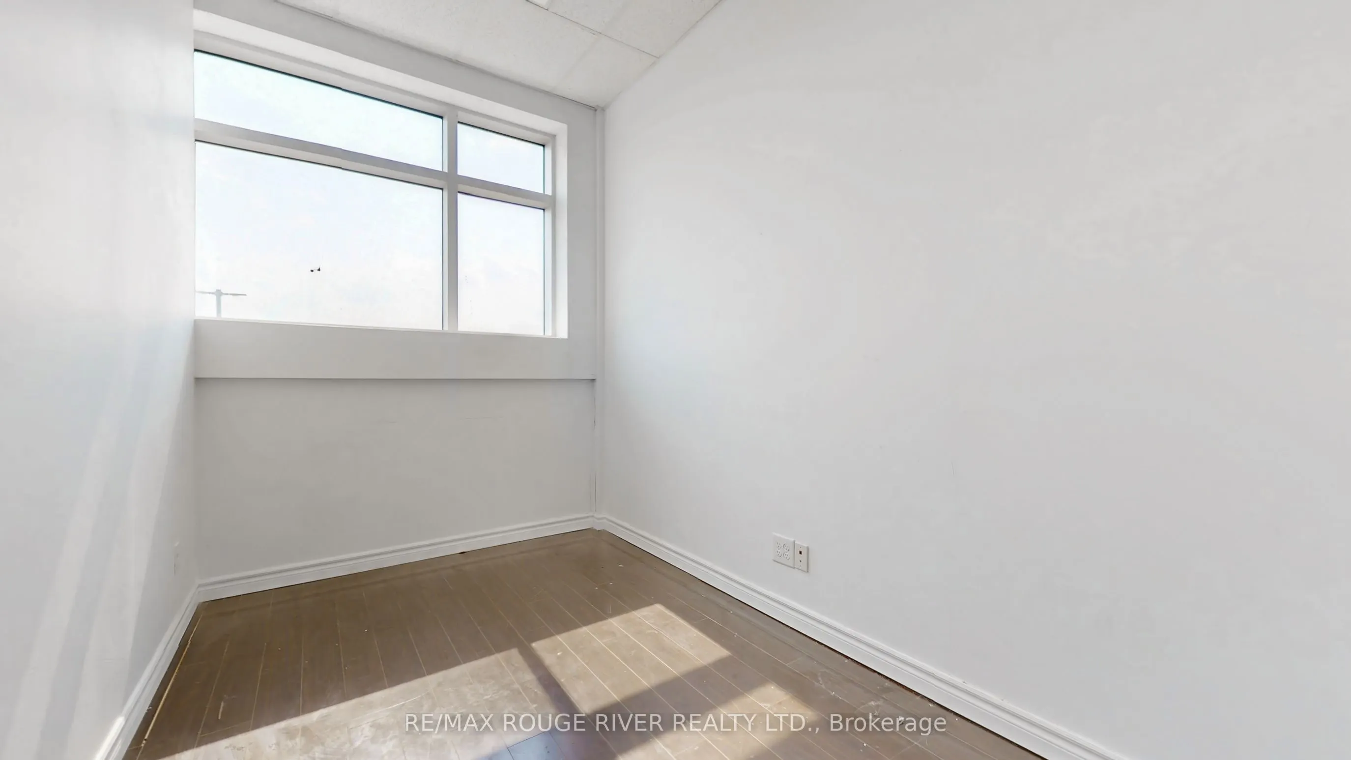 69 Lebovic Avenue, #D211