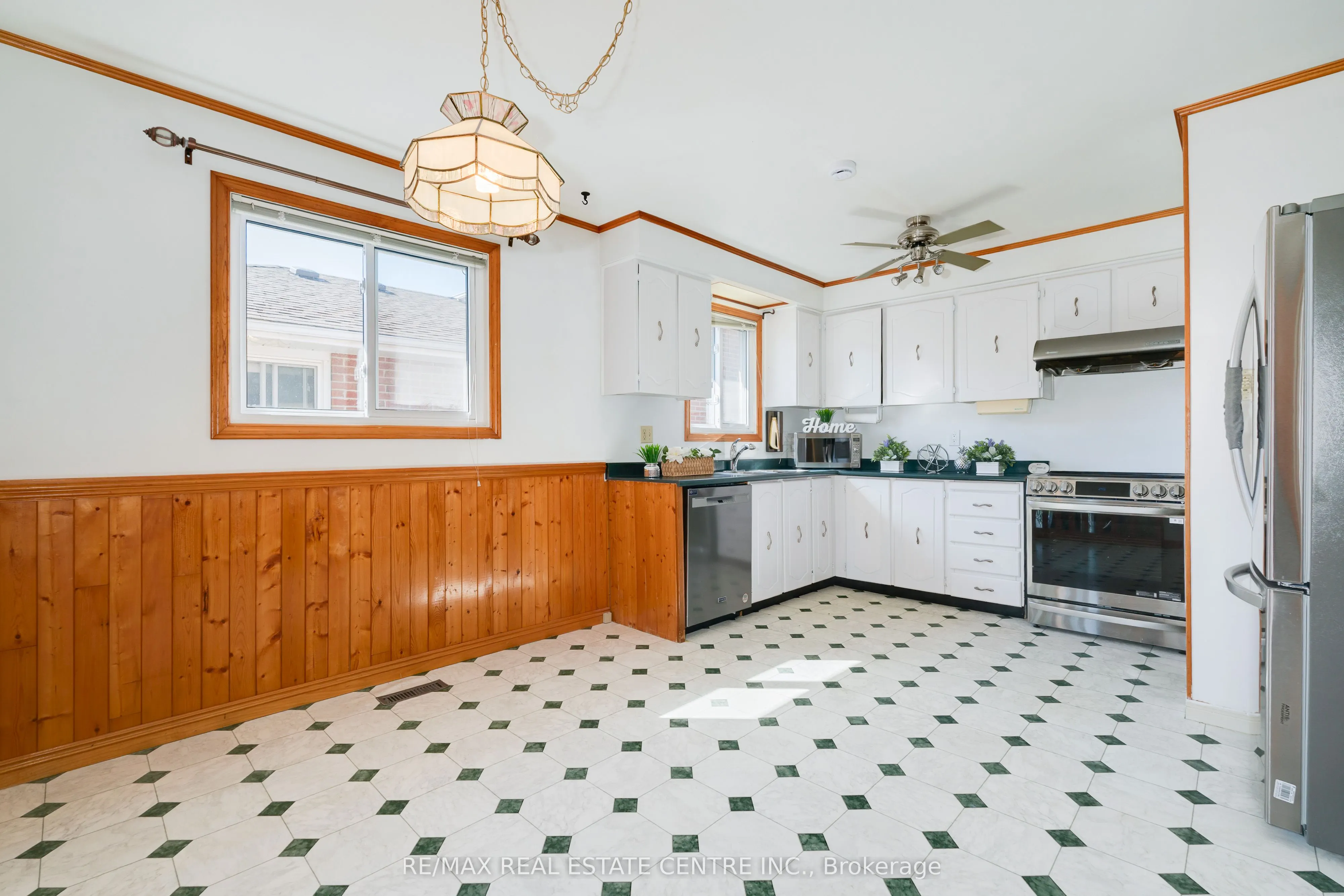 33 Millhouse Crescent